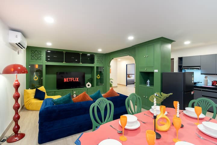 Kaim Ekkamai Family Suite 4 Br For 16, 3 Mins-bts - Bangkok