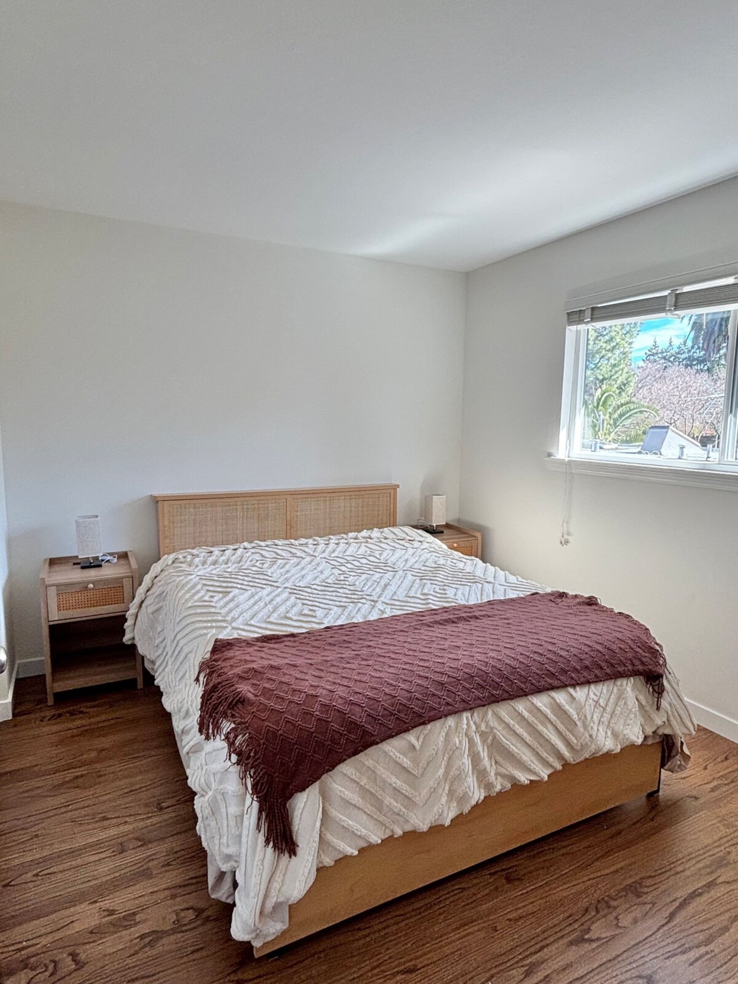 Walk to Castro, Family Friendly 3BR Mountain View - Photo 6