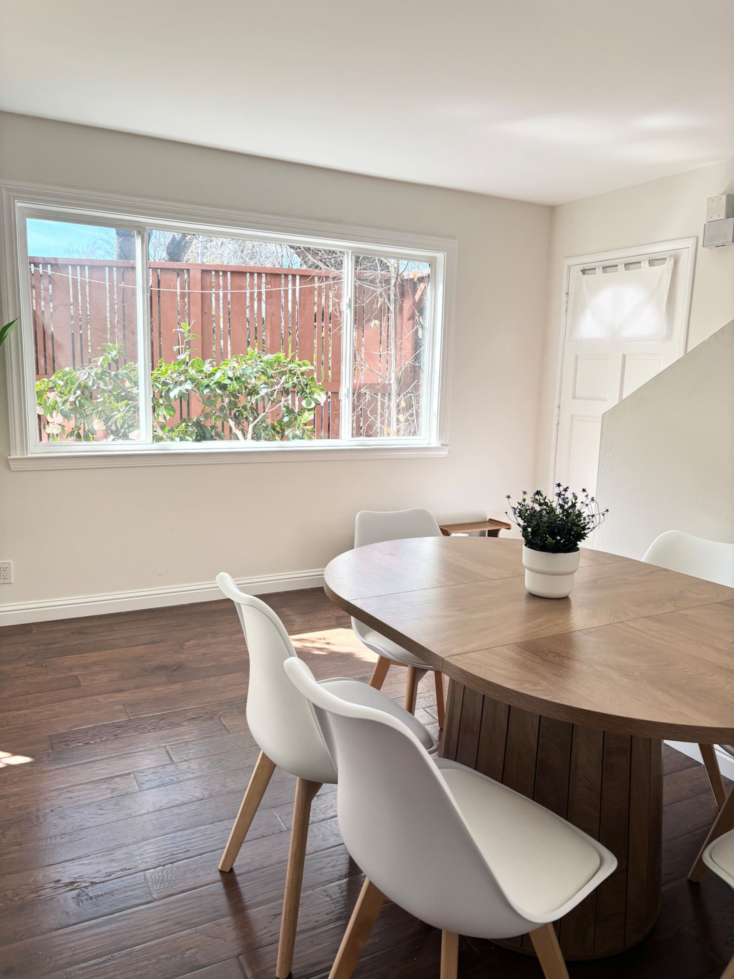 Walk to Castro, Family Friendly 3BR Mountain View - Photo 5