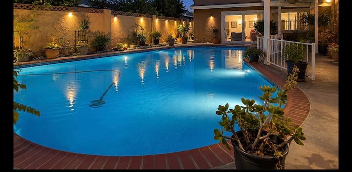 Gorgeous Pool House | Near Disney| Knot Berry Farm - Anaheim, CA