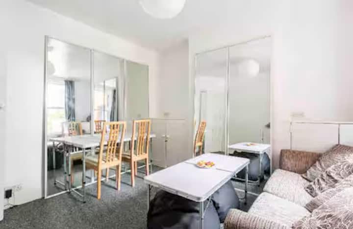 City Center Spacious Double Room - Canterbury