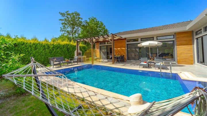 Villa Lara Isıtmalı Havuzlu Saunalı - Kayaköy