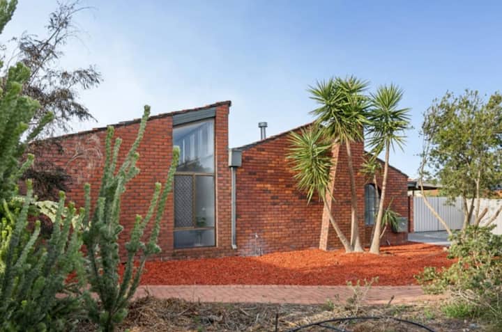 Master Br With Ensuite, Kitchenette & Own Entrance - Perth