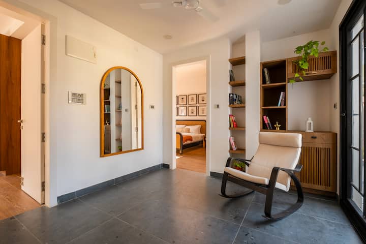 Living room image 6