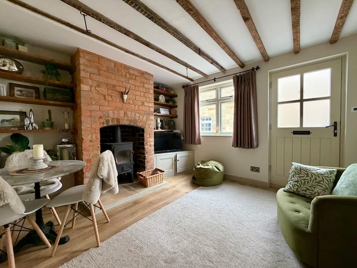 Cosy Tarbh Cottage With Log Burner In Winchcombe - Winchcombe