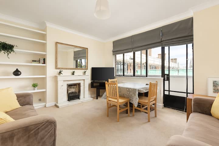 New! Bright 2br Near Hampton Court & The Thames - Surbiton