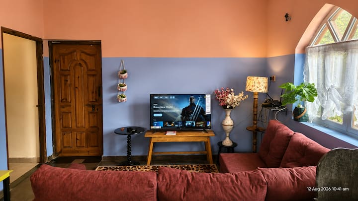 Living room image 3