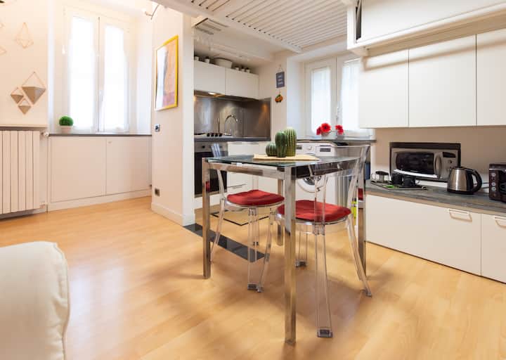 Casa Orione  Cozy Loft On The Navigli - Milan