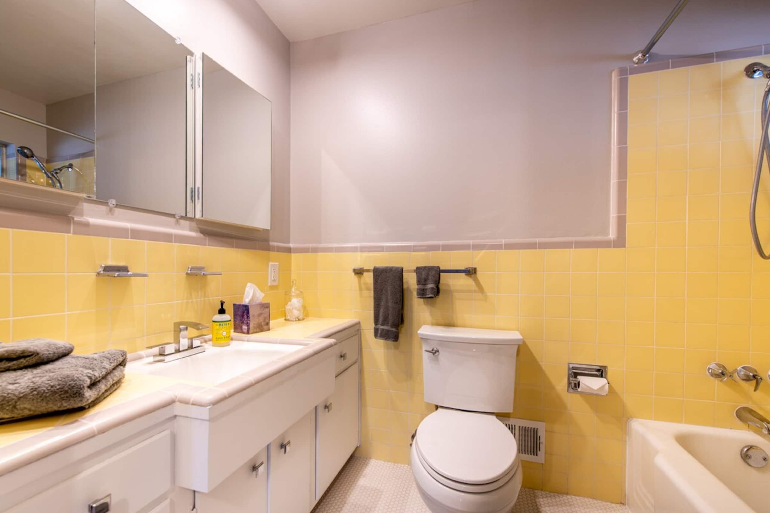 Perfect Location, walk to all Palo Alto venues - Photo 8