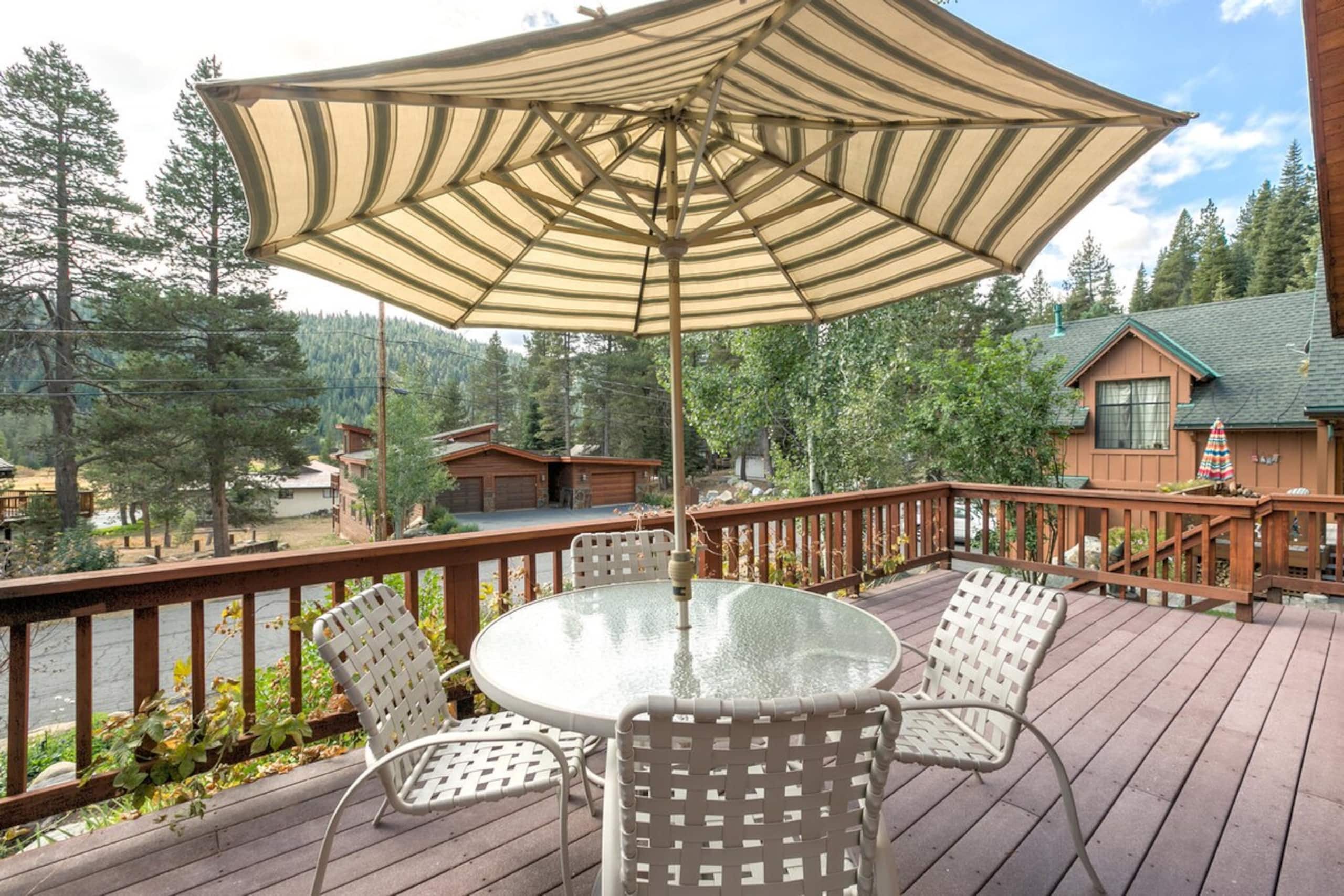Victory Place Palisades- 5BR, Hot Tub, Pool Table - Photo 28
