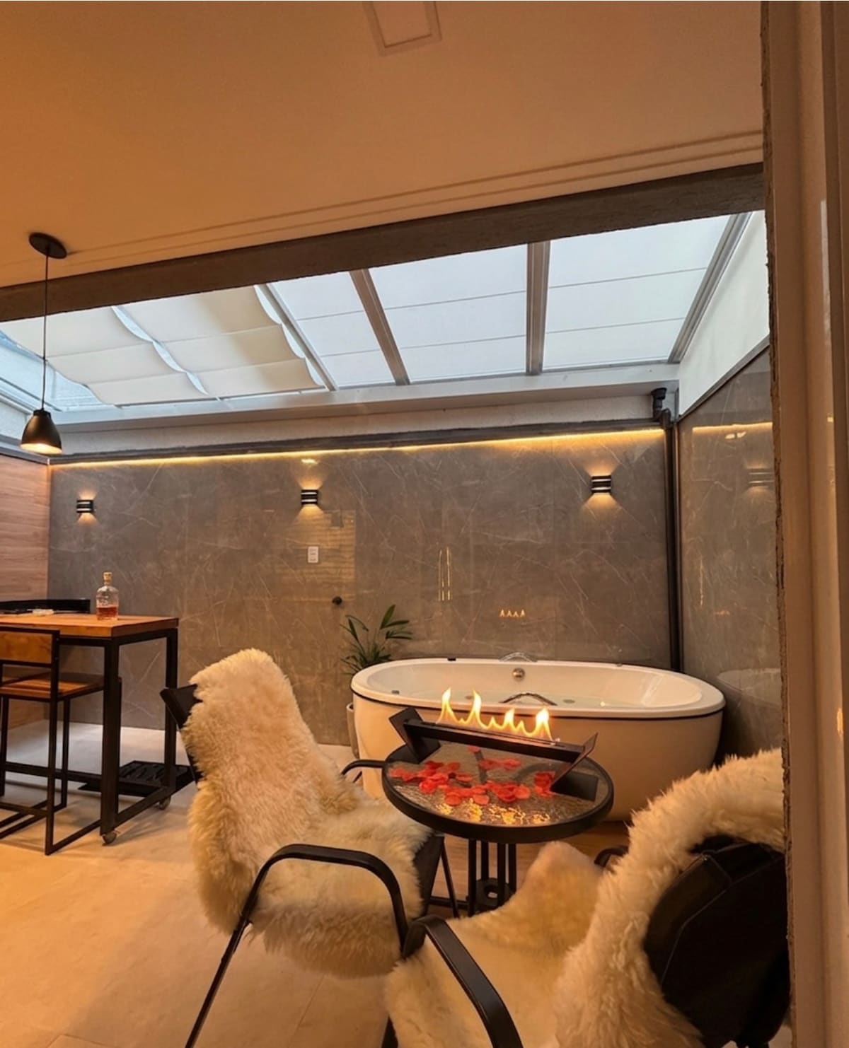 Foto do anúncio de Spa com banheira privada aquecida em fortaleza, Aquiraz