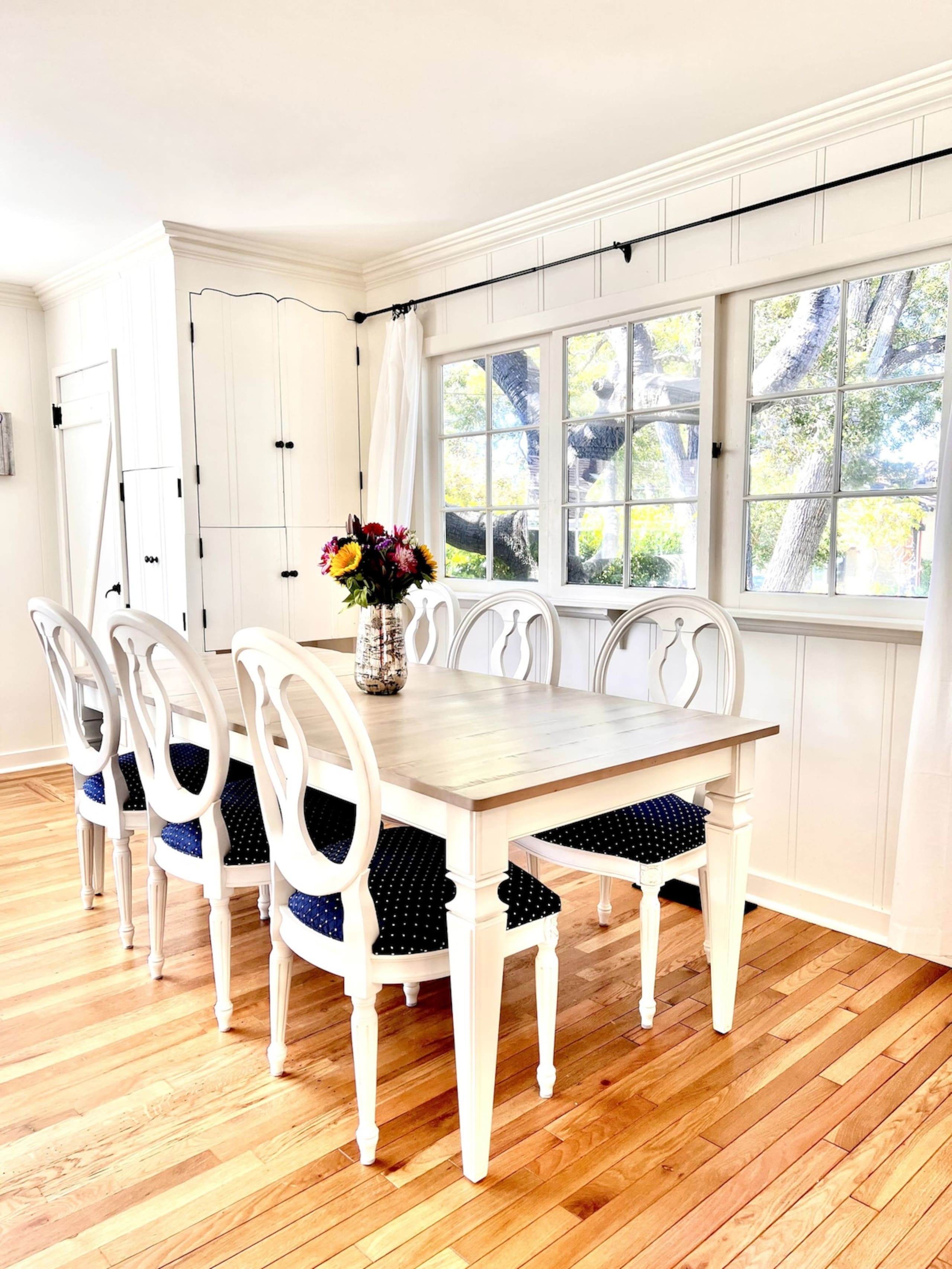 Prime Downtown Location-2 Br/2Bath/Private Office - Photo 2