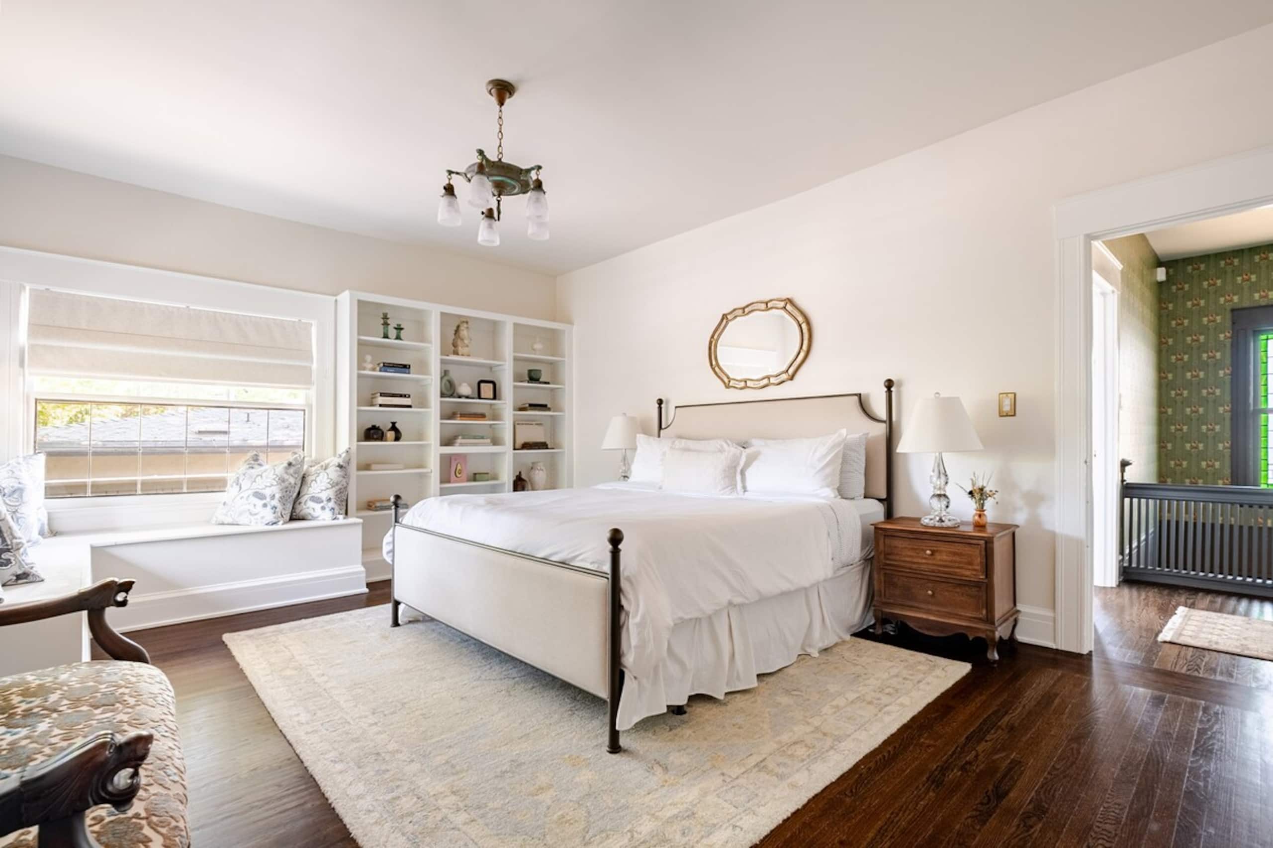 Historic Luxury Home In The Heart of Downtown - Photo 35