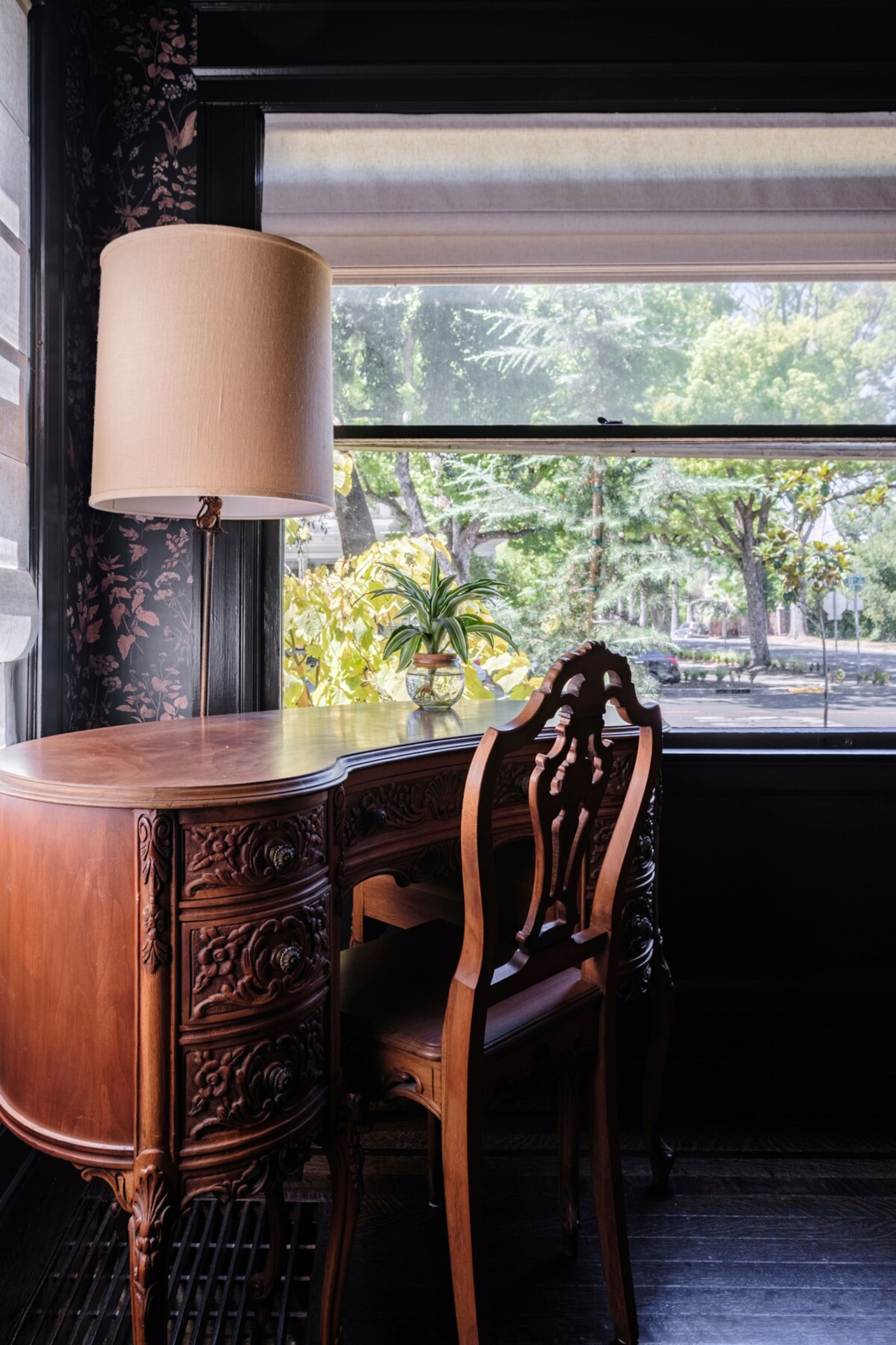 Historic Luxury Home In The Heart of Downtown - Photo 6