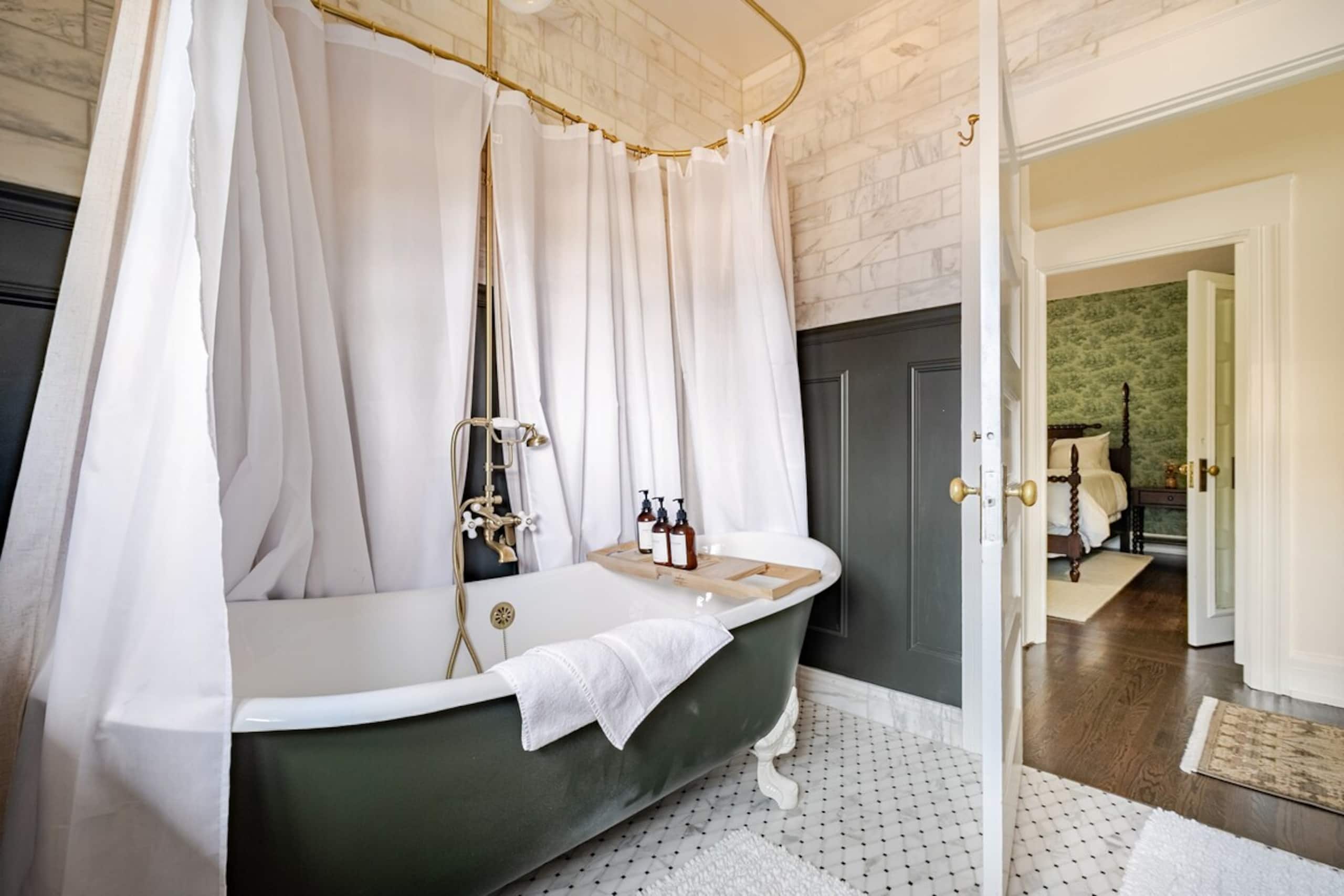 Historic Luxury Home In The Heart of Downtown - Photo 57