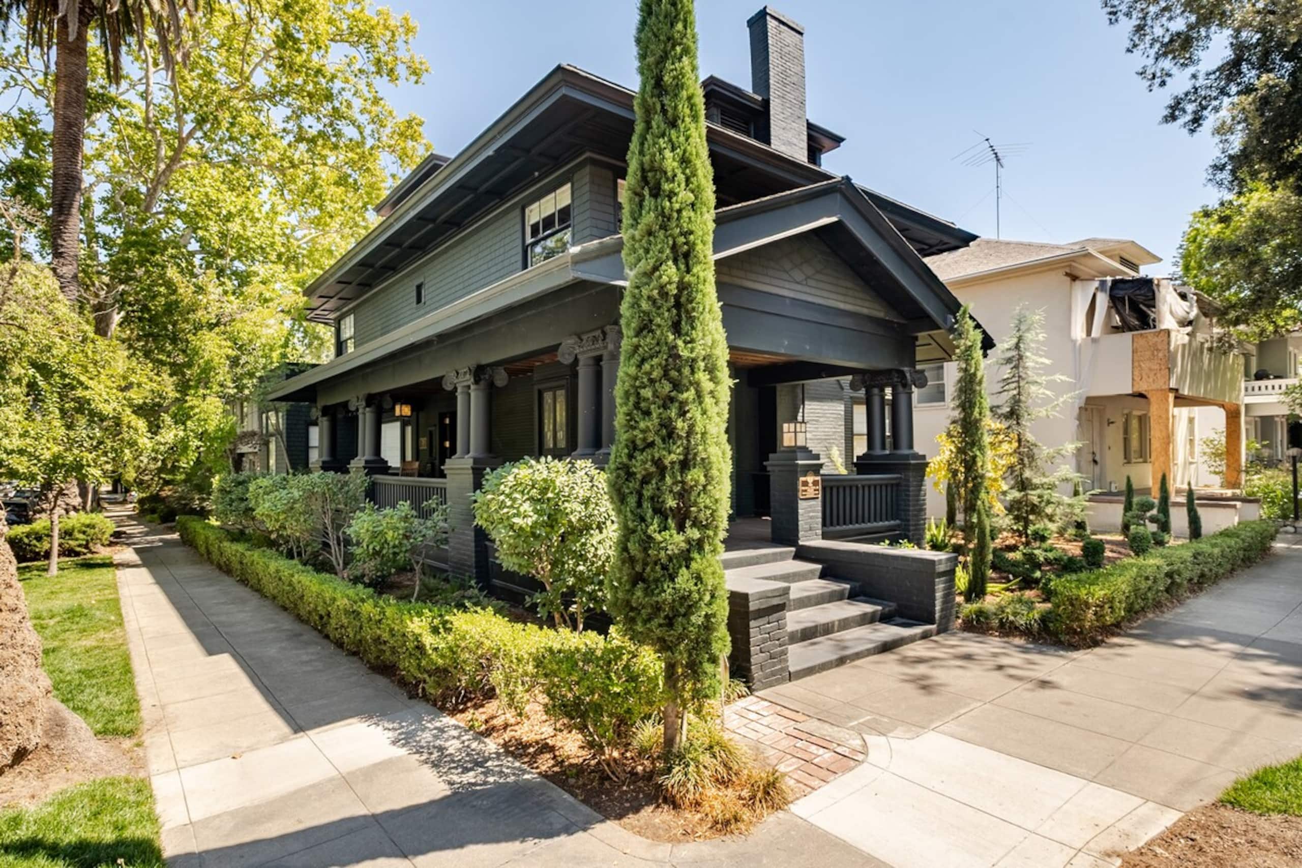 Historic Luxury Home In The Heart of Downtown - Photo 65