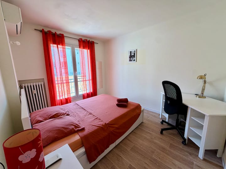 T5 95m2 Lumineux Au Pied Des Remparts Davignon ! - Avignon