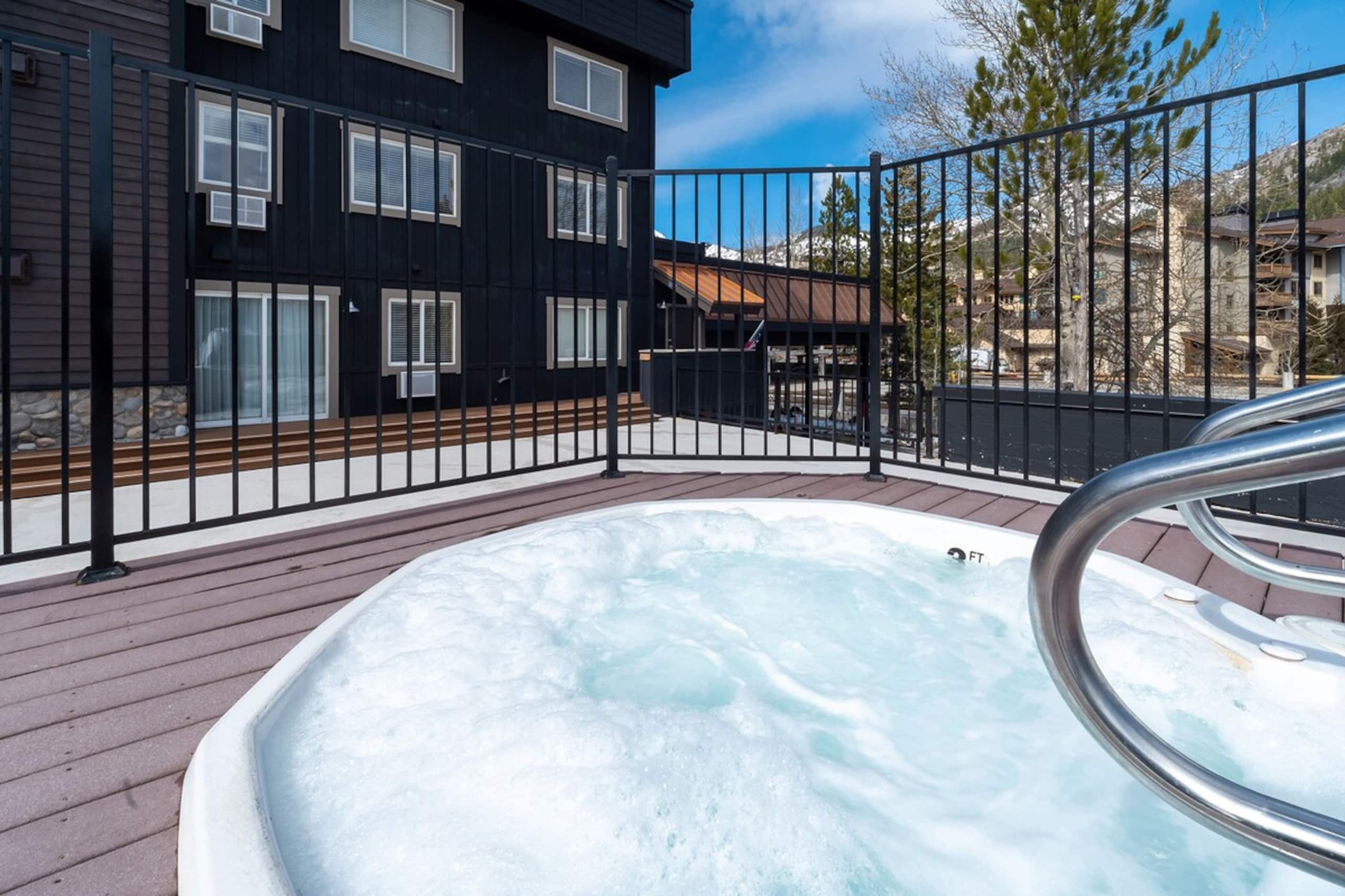 Studio and Red Wolf Lodge and Olympic Valley - Photo 49