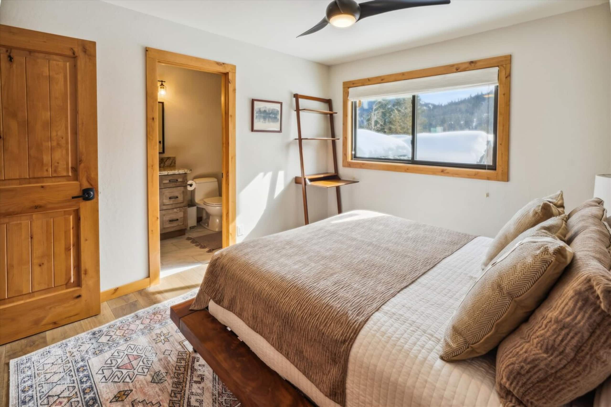 Beautiful Home in Olympic Valley - Photo 14