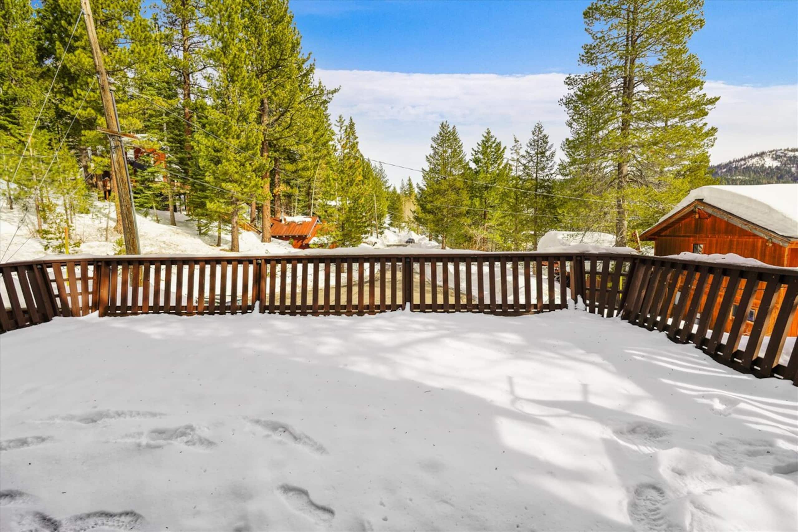 Beautiful Home in Olympic Valley - Photo 19