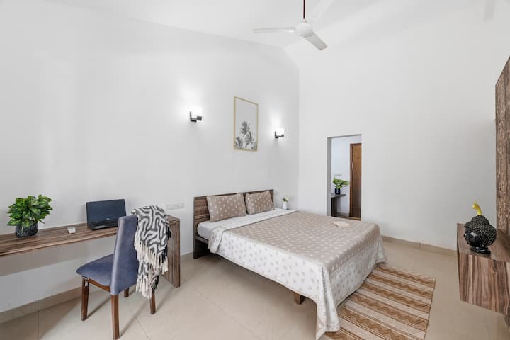 Bedroom 1 image 1