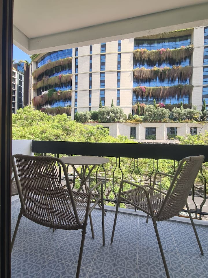 Palace Vista · Luxury 2br Opposite Savoy Palace - Funchal