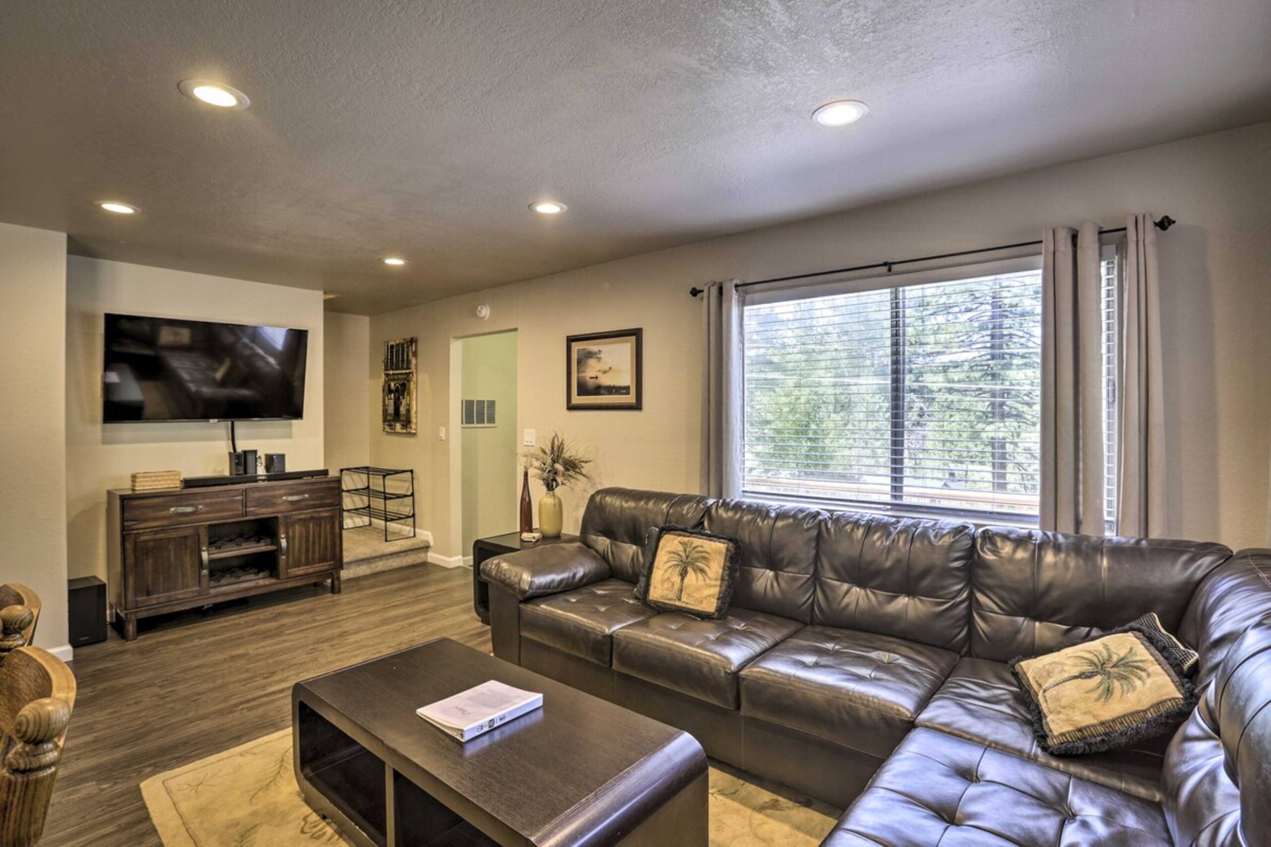 6 Mi to Heavenly Mountain South Lake Tahoe Rental - Photo 4