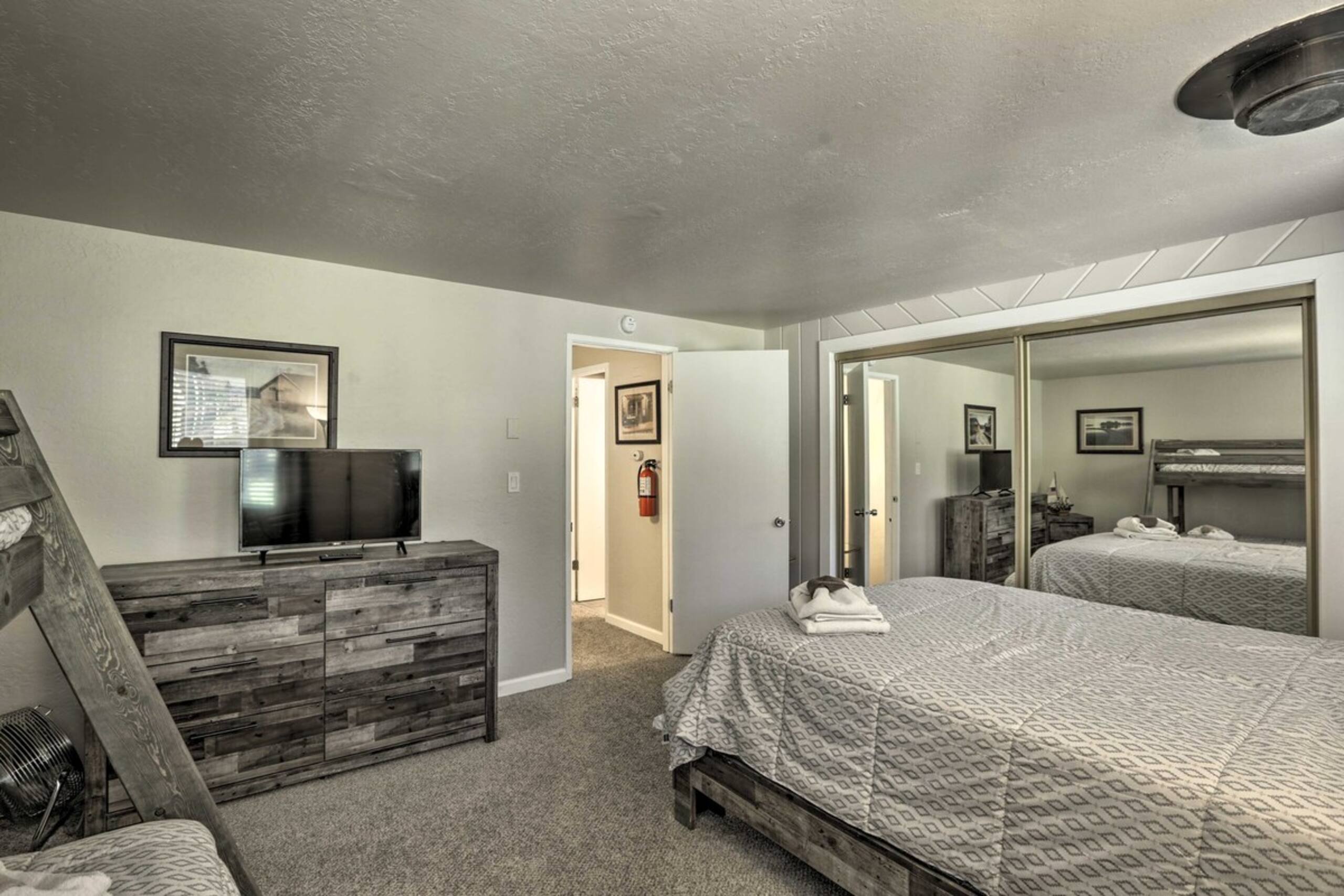 6 Mi to Heavenly Mountain South Lake Tahoe Rental - Photo 29