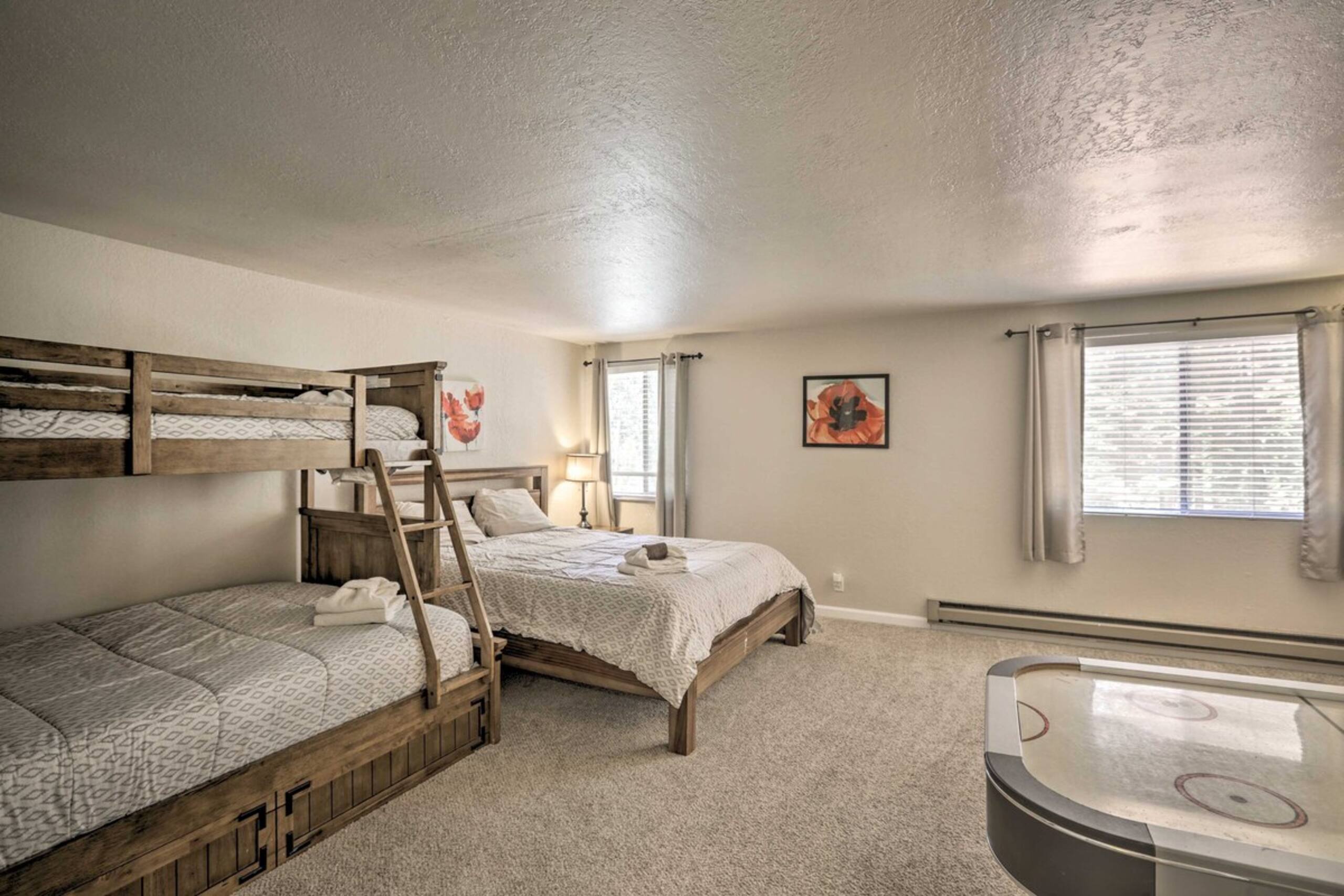 6 Mi to Heavenly Mountain South Lake Tahoe Rental - Photo 17