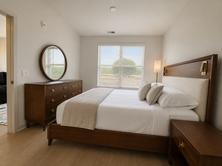 Modern Luxury Apartment Near Dulles Airport - Ashburn, VA