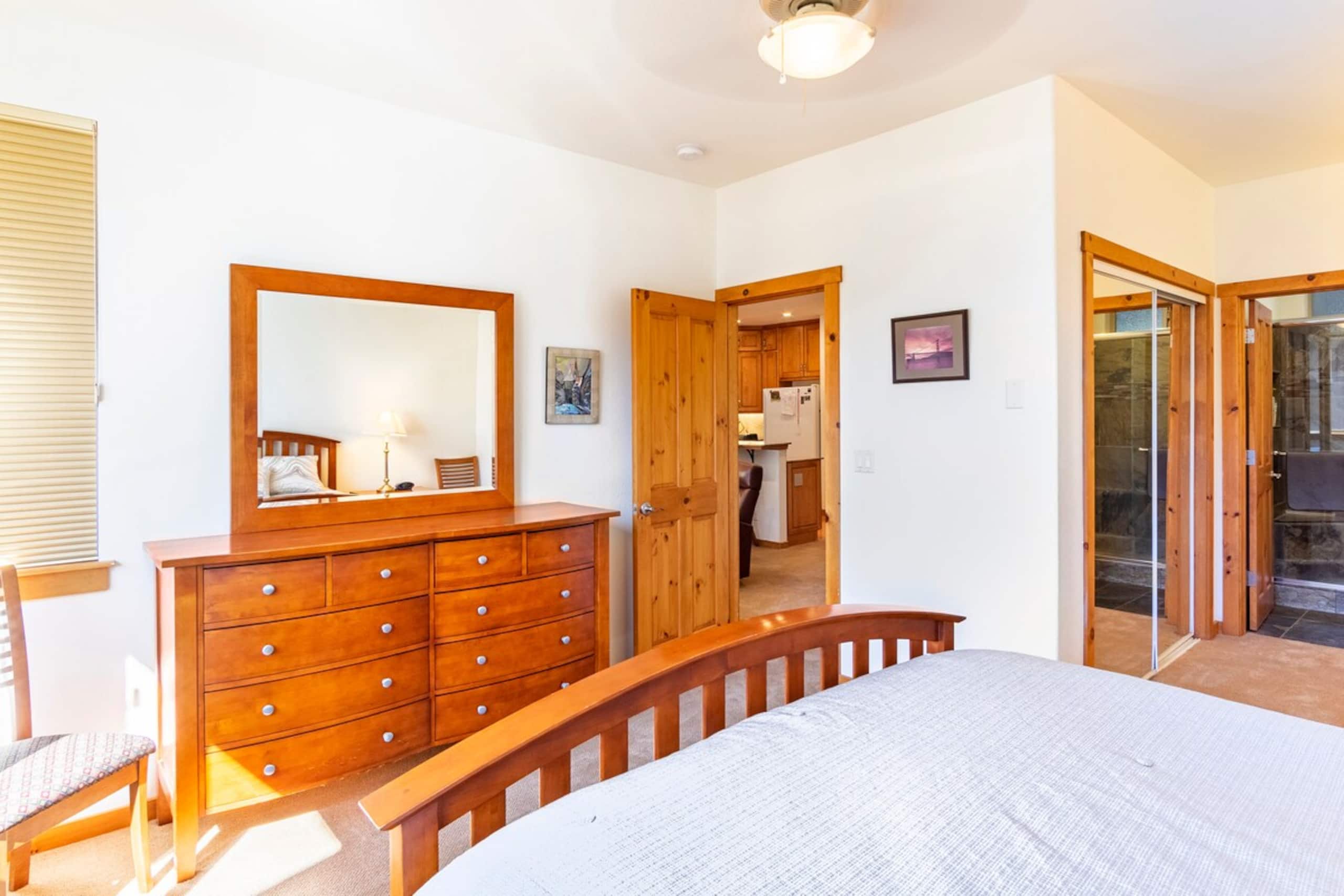 Delightful Condo in Truckee - Photo 9