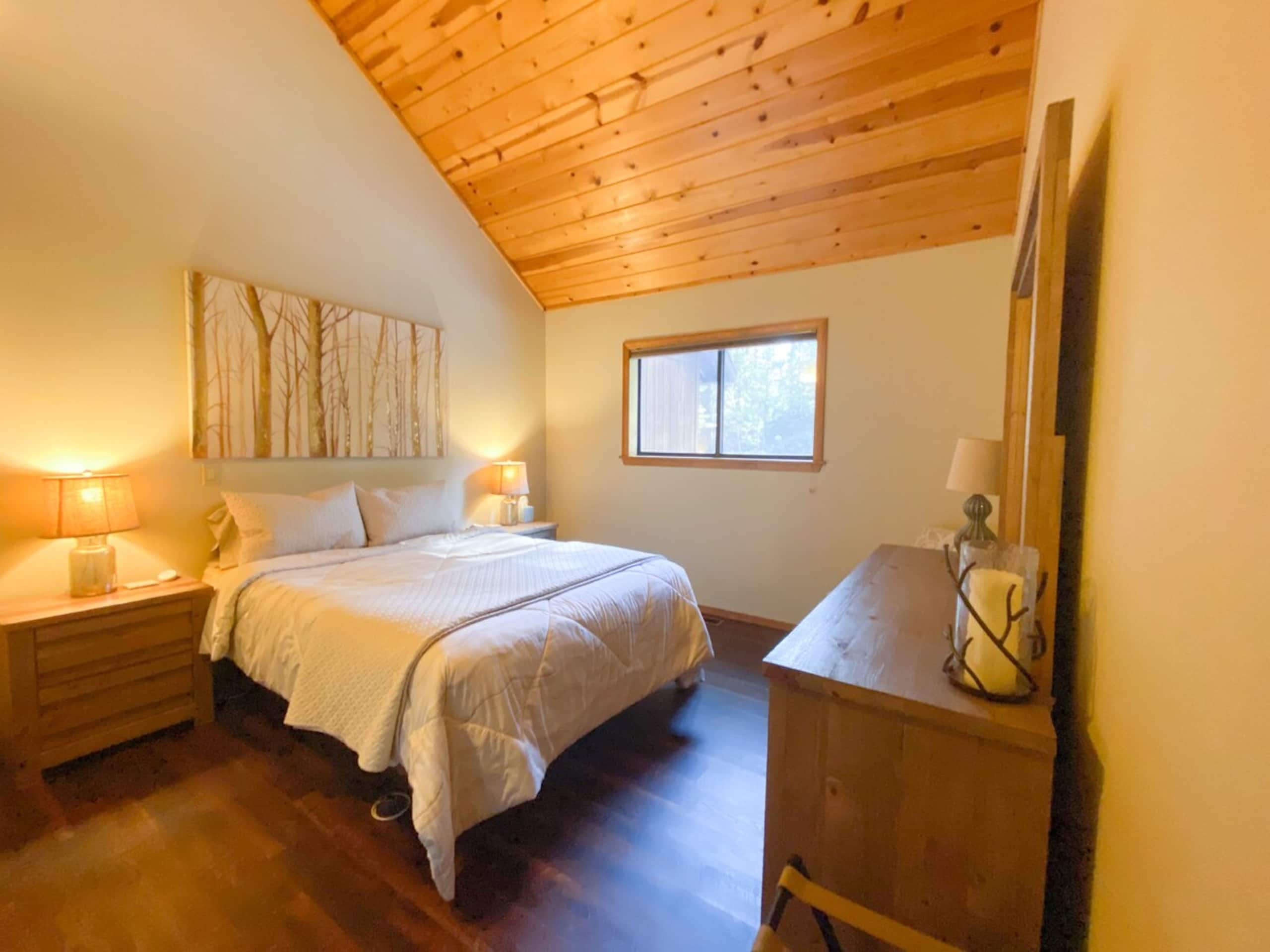 Truckee Getaway Ski/Lake Cabin - Photo 1