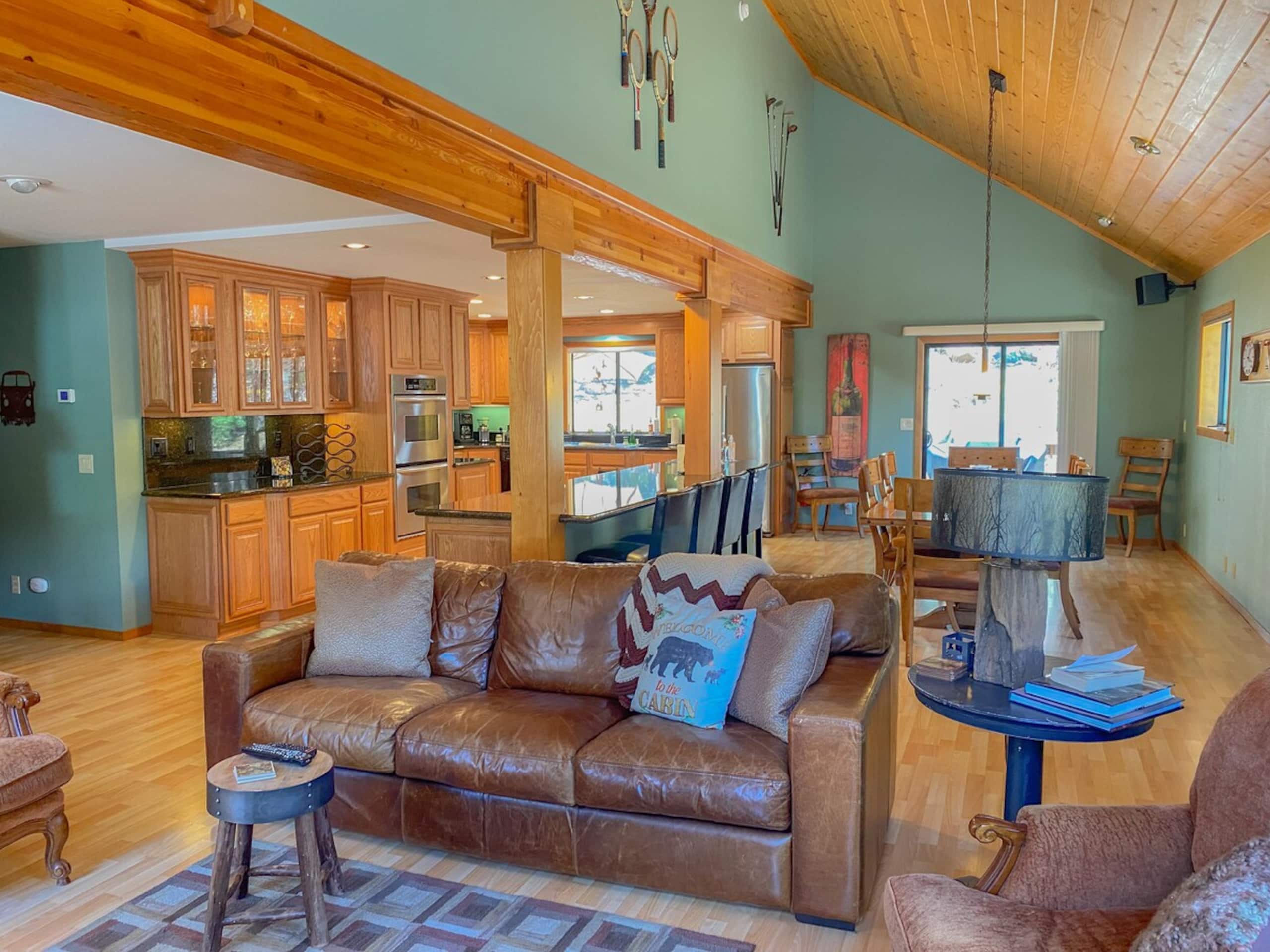 Truckee Getaway Ski/Lake Cabin - Photo 7