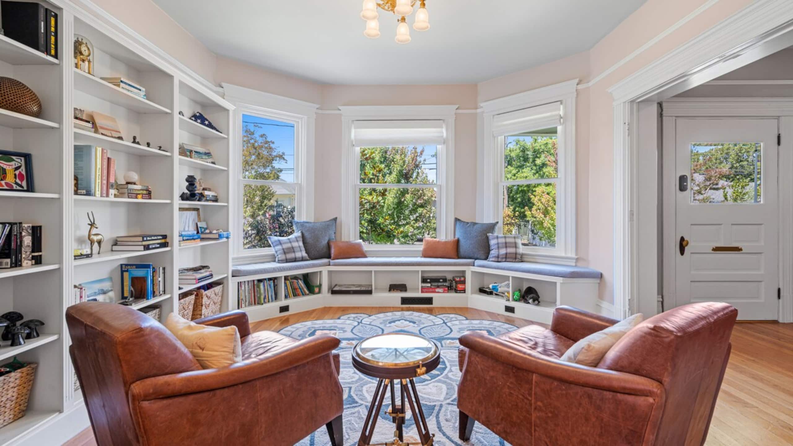 Luxury Victorian in Downtown Petaluma - Photo 50