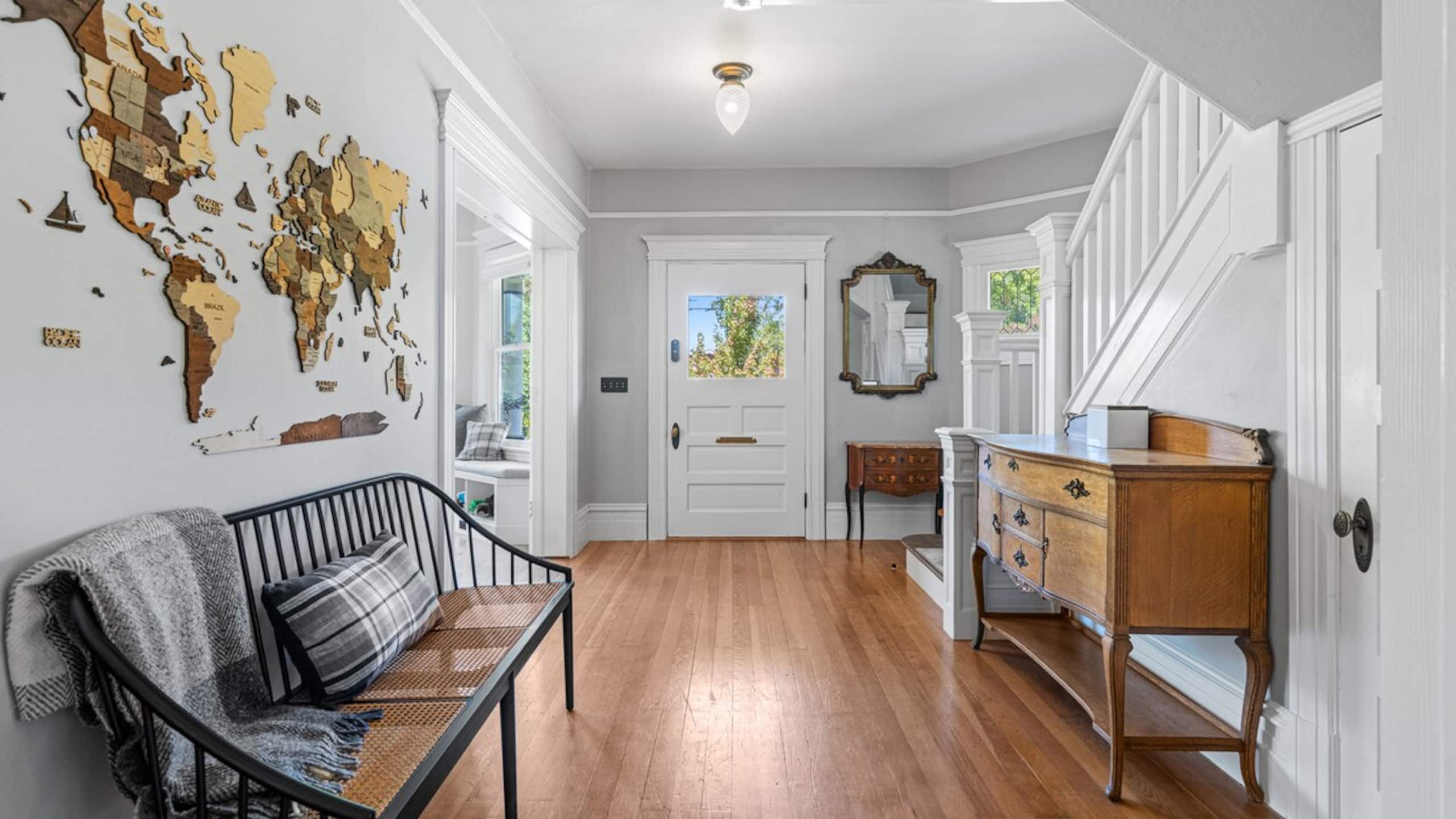 Luxury Victorian in Downtown Petaluma - Photo 6