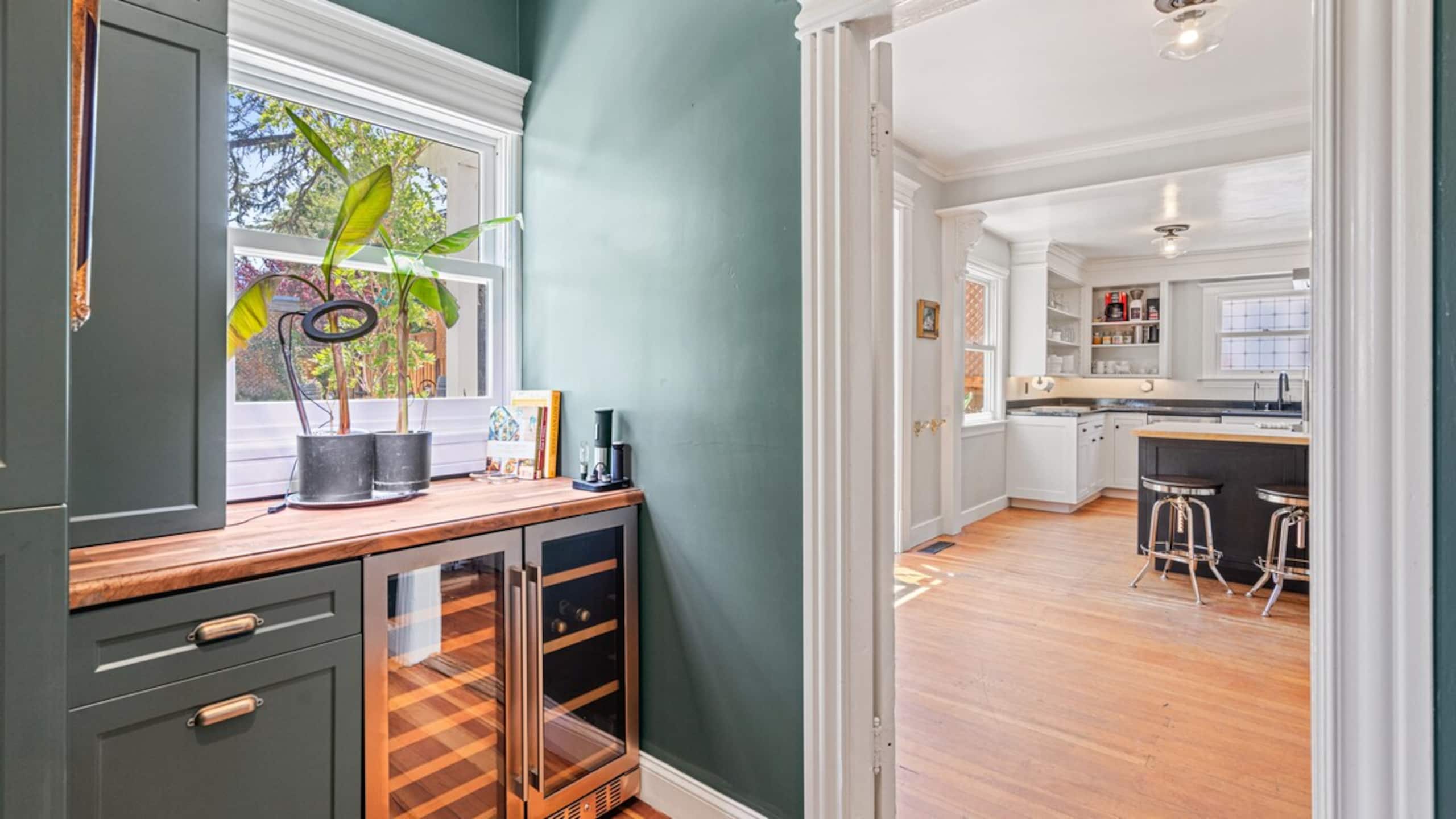 Luxury Victorian in Downtown Petaluma - Photo 53