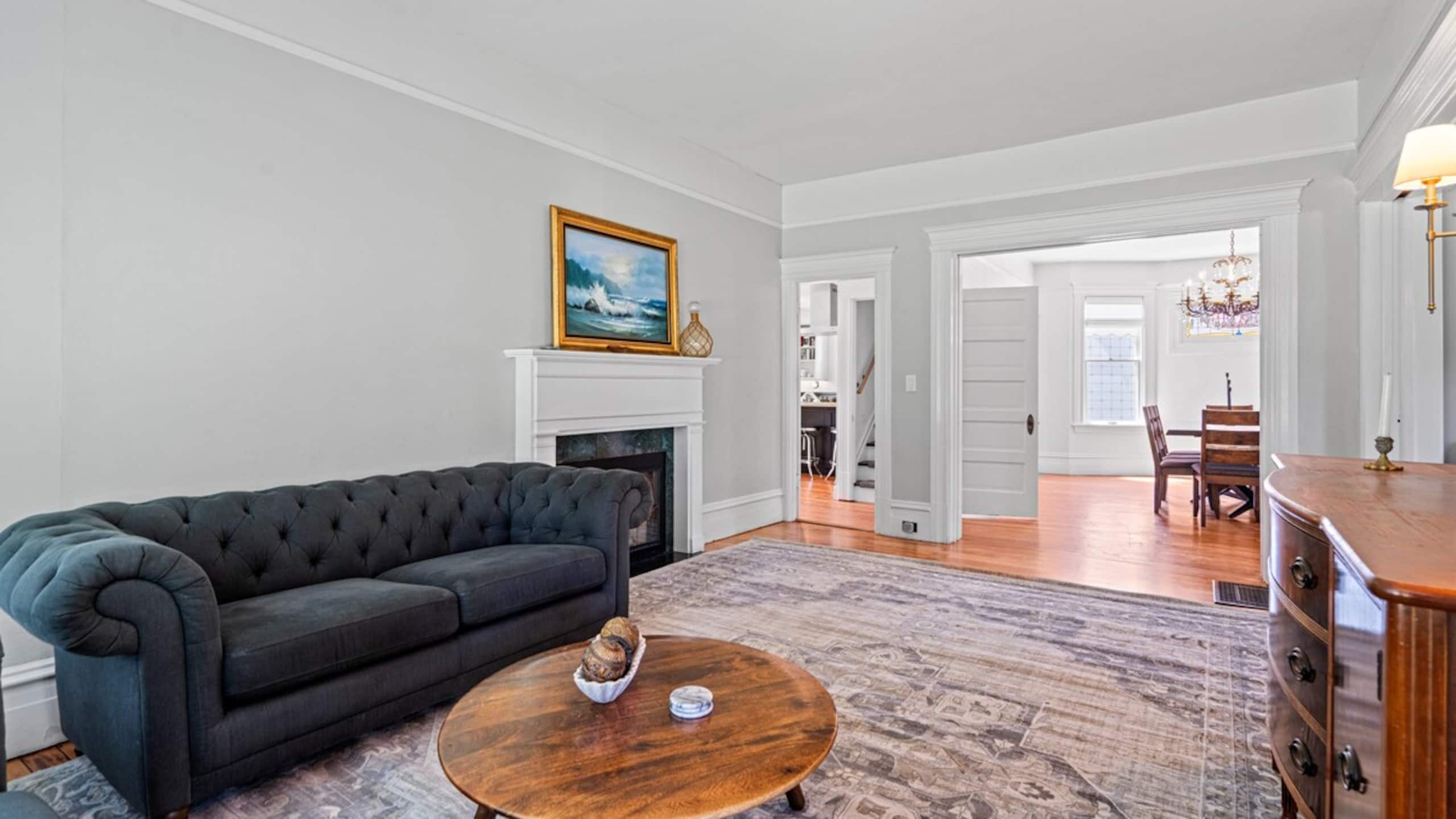 Luxury Victorian in Downtown Petaluma - Photo 1
