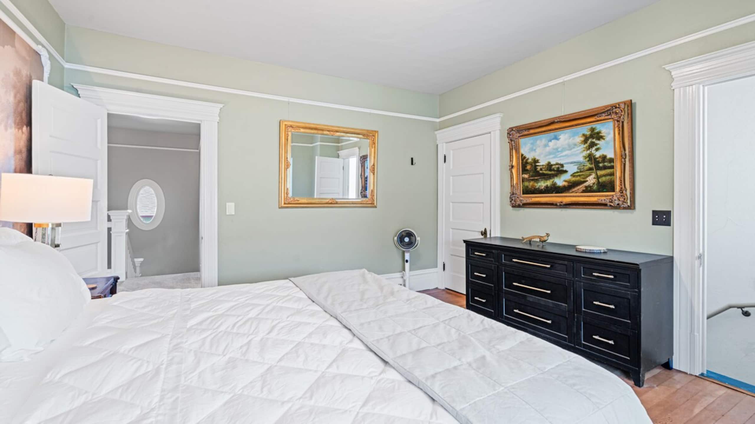 Luxury Victorian in Downtown Petaluma - Photo 14