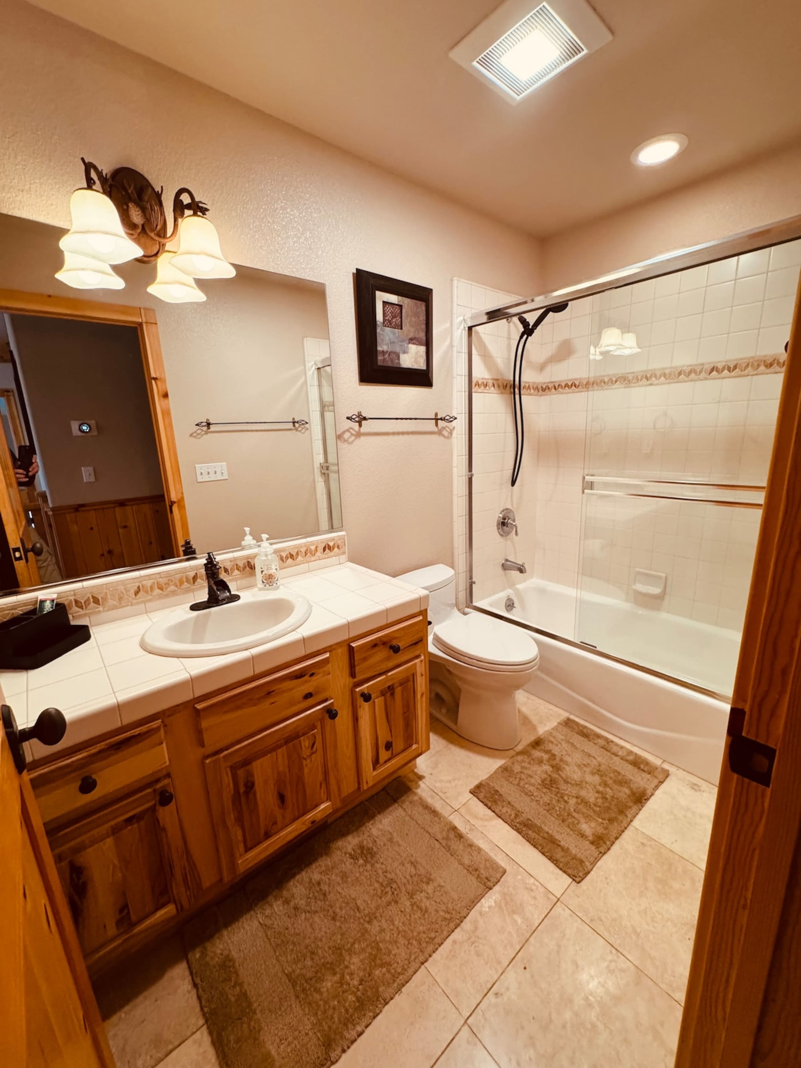Truckee Retreat-Spa, fitness center+private beach - Photo 18