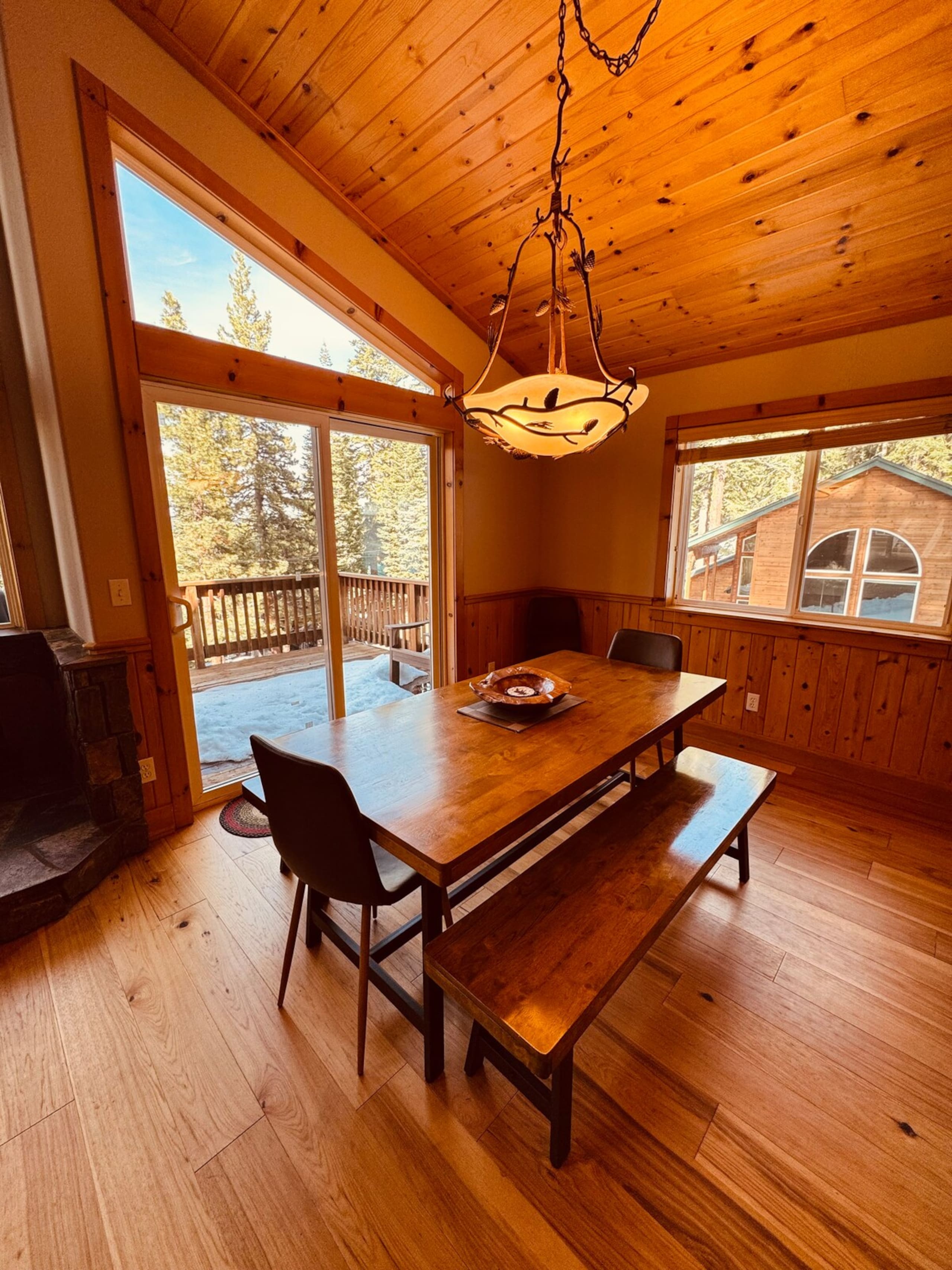 Truckee Retreat-Spa, fitness center+private beach - Photo 13
