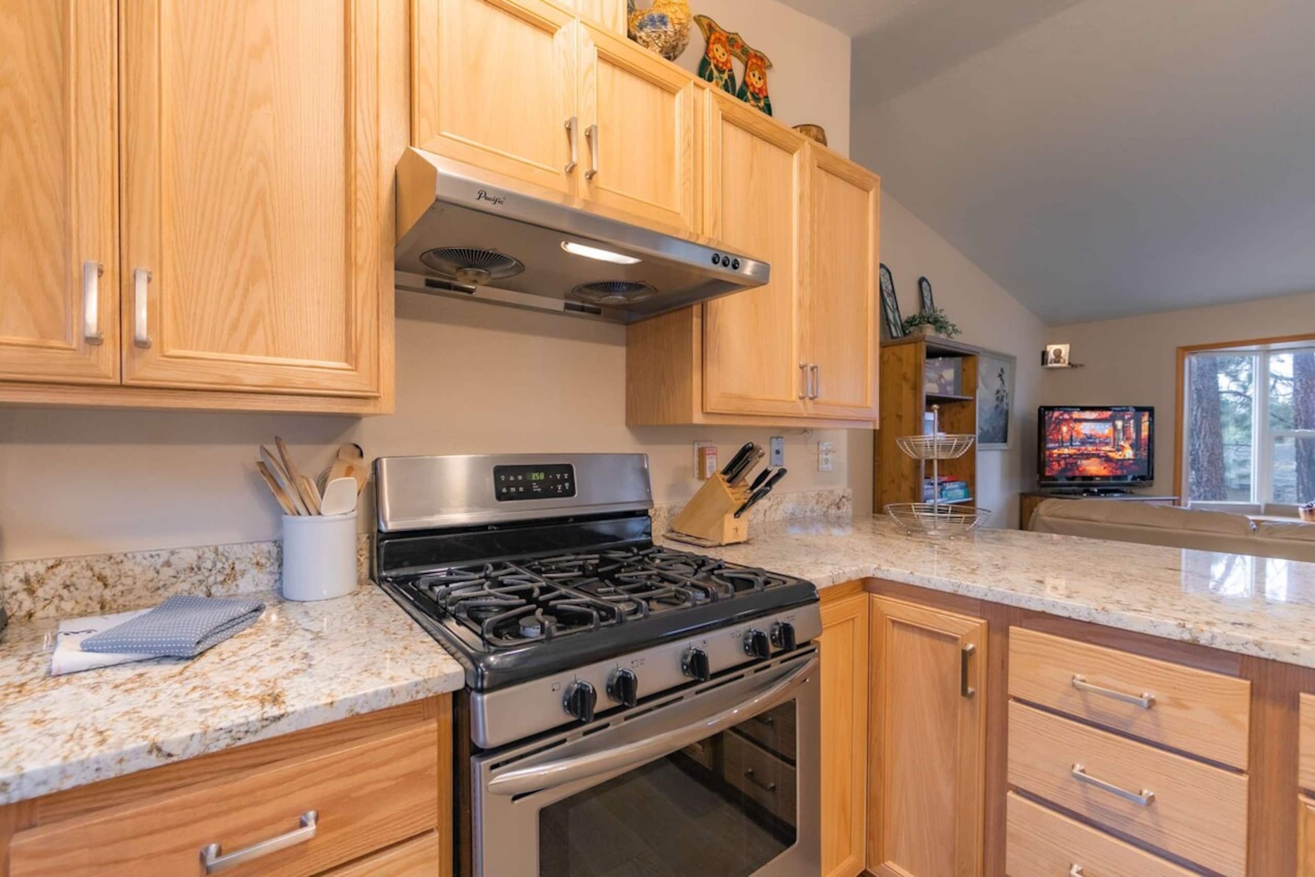 Elk Forest Escape, Economy Family Abode - Photo 26