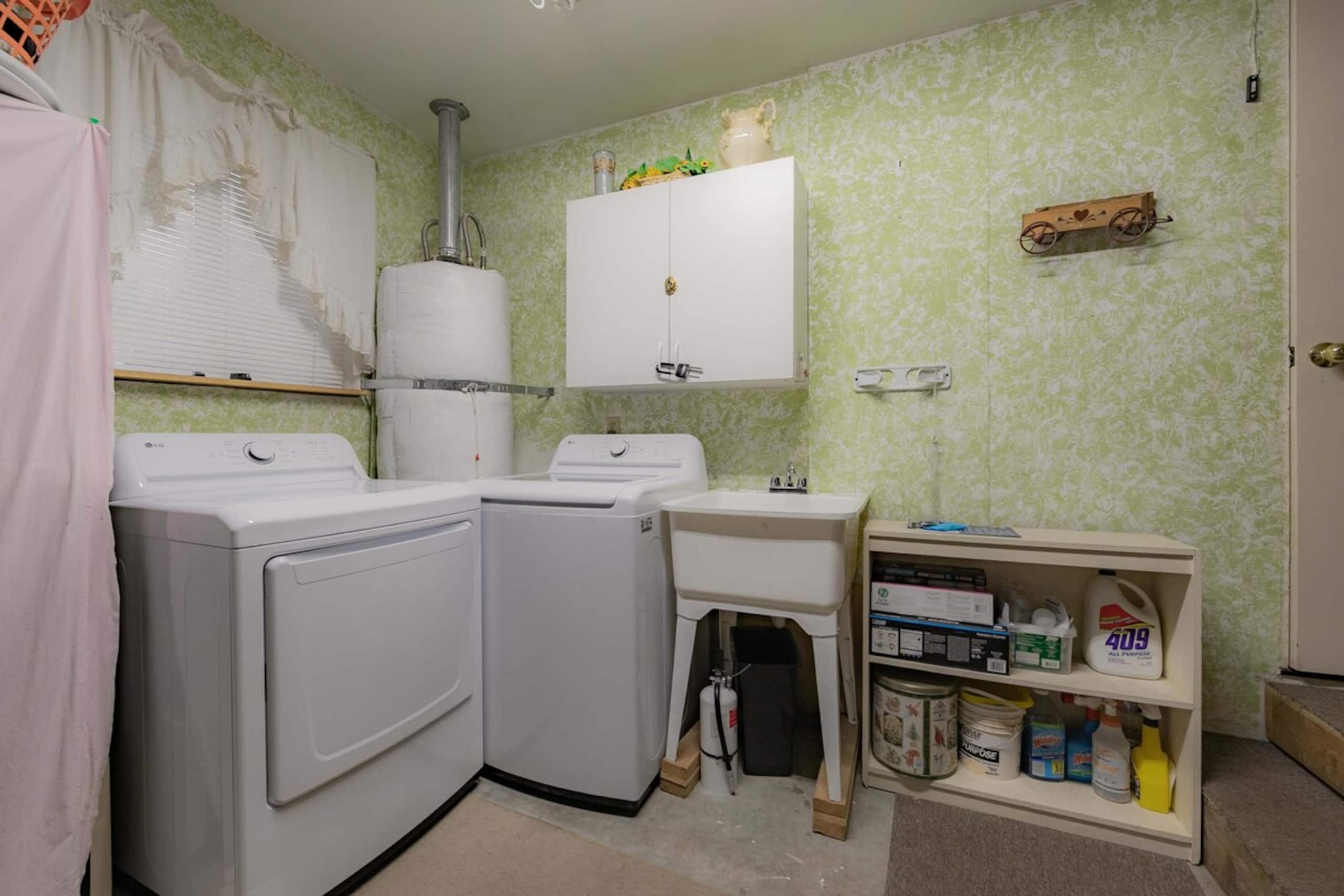 Elk Forest Escape, Economy Family Abode - Photo 33