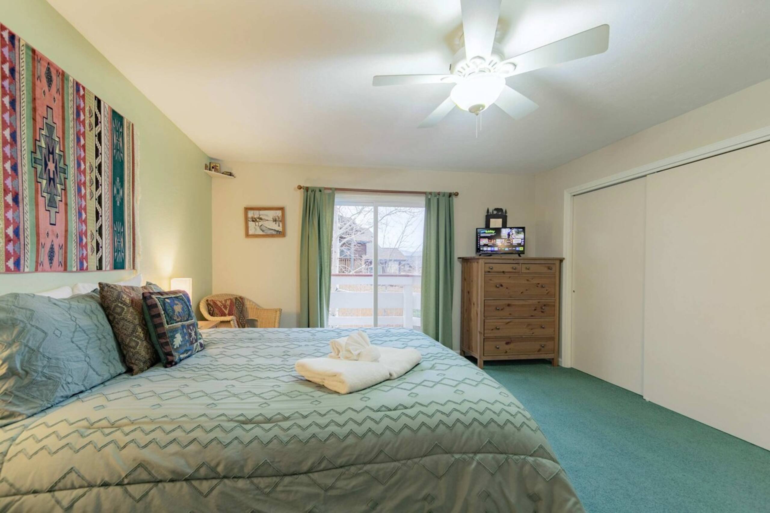 Elk Forest Escape, Economy Family Abode - Photo 3