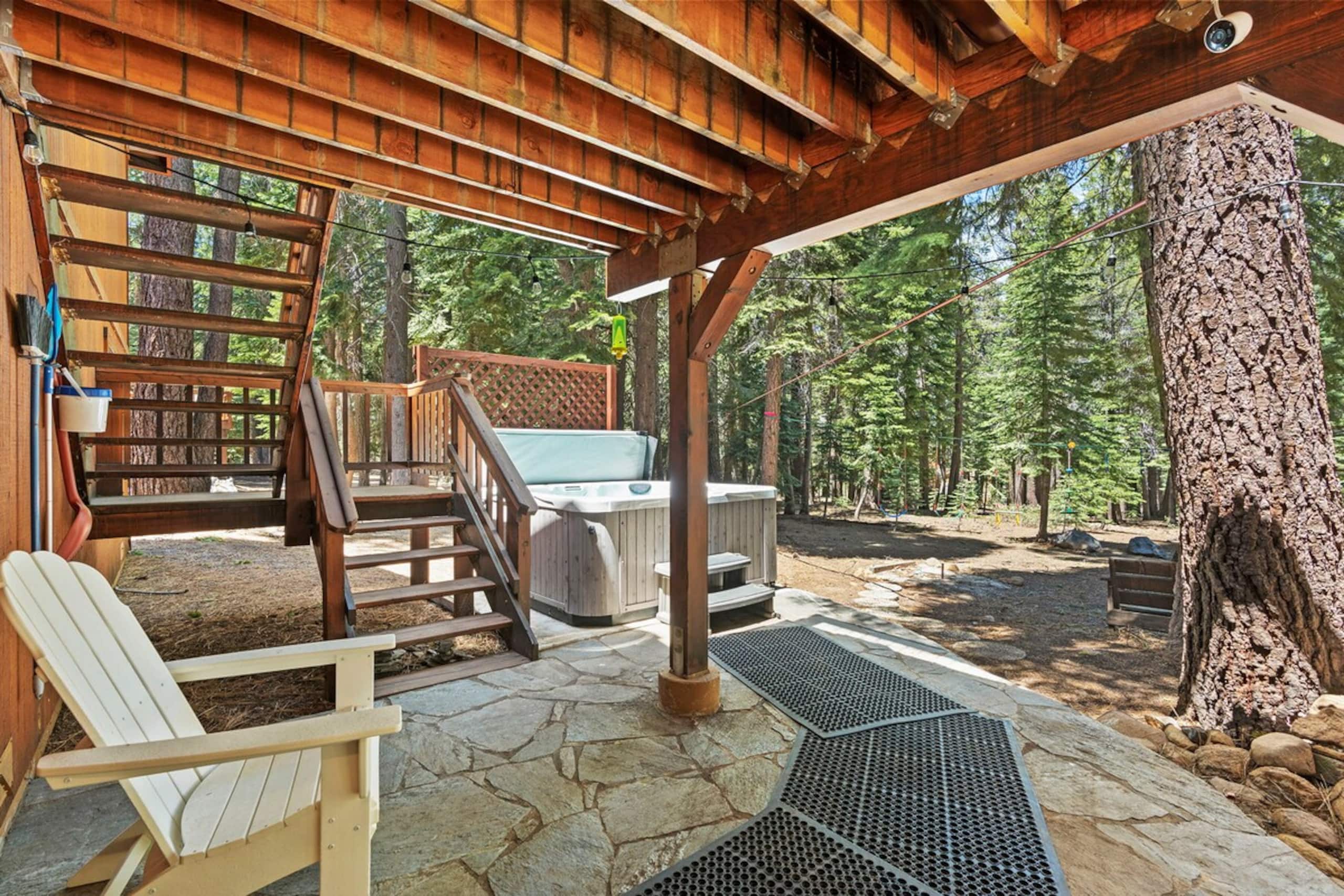 Family Retreat, Bunk Rooms, Games, Hot Tub, Desk - Photo 21
