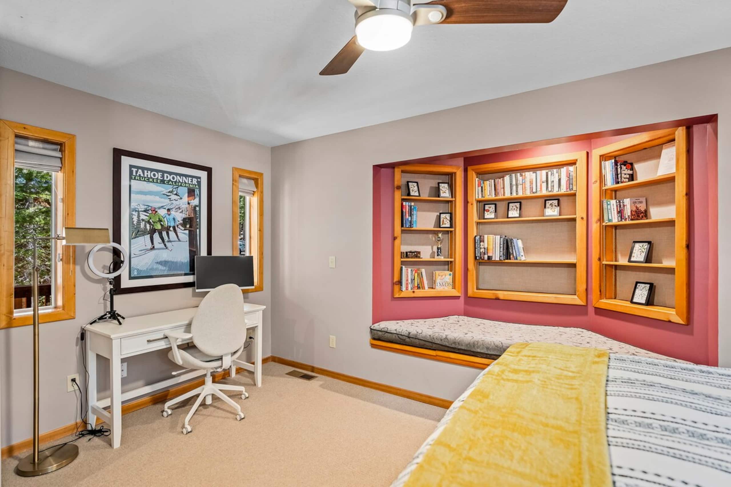 Family Retreat, Bunk Rooms, Games, Hot Tub, Desk - Photo 12