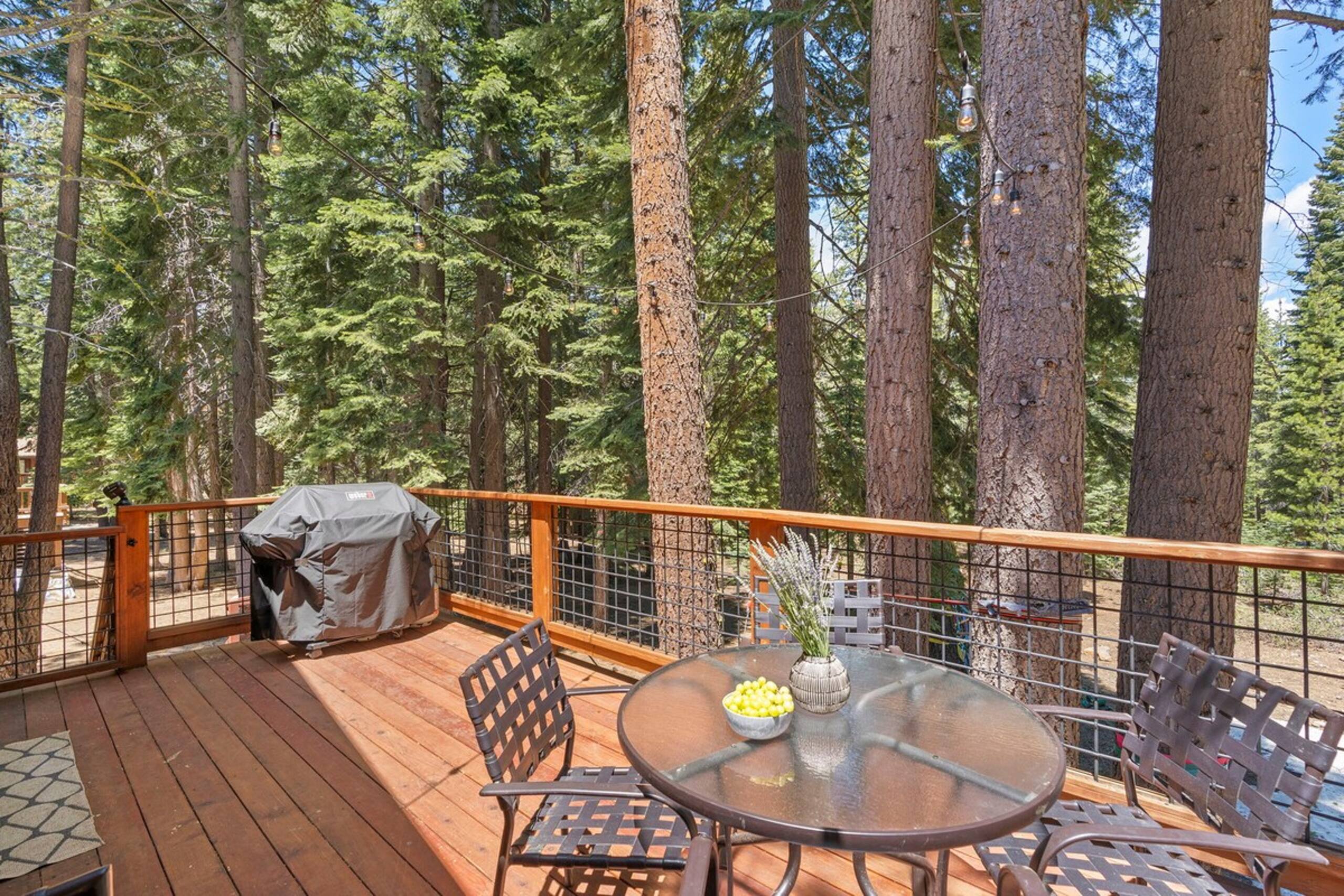 Family Retreat, Bunk Rooms, Games, Hot Tub, Desk - Photo 25