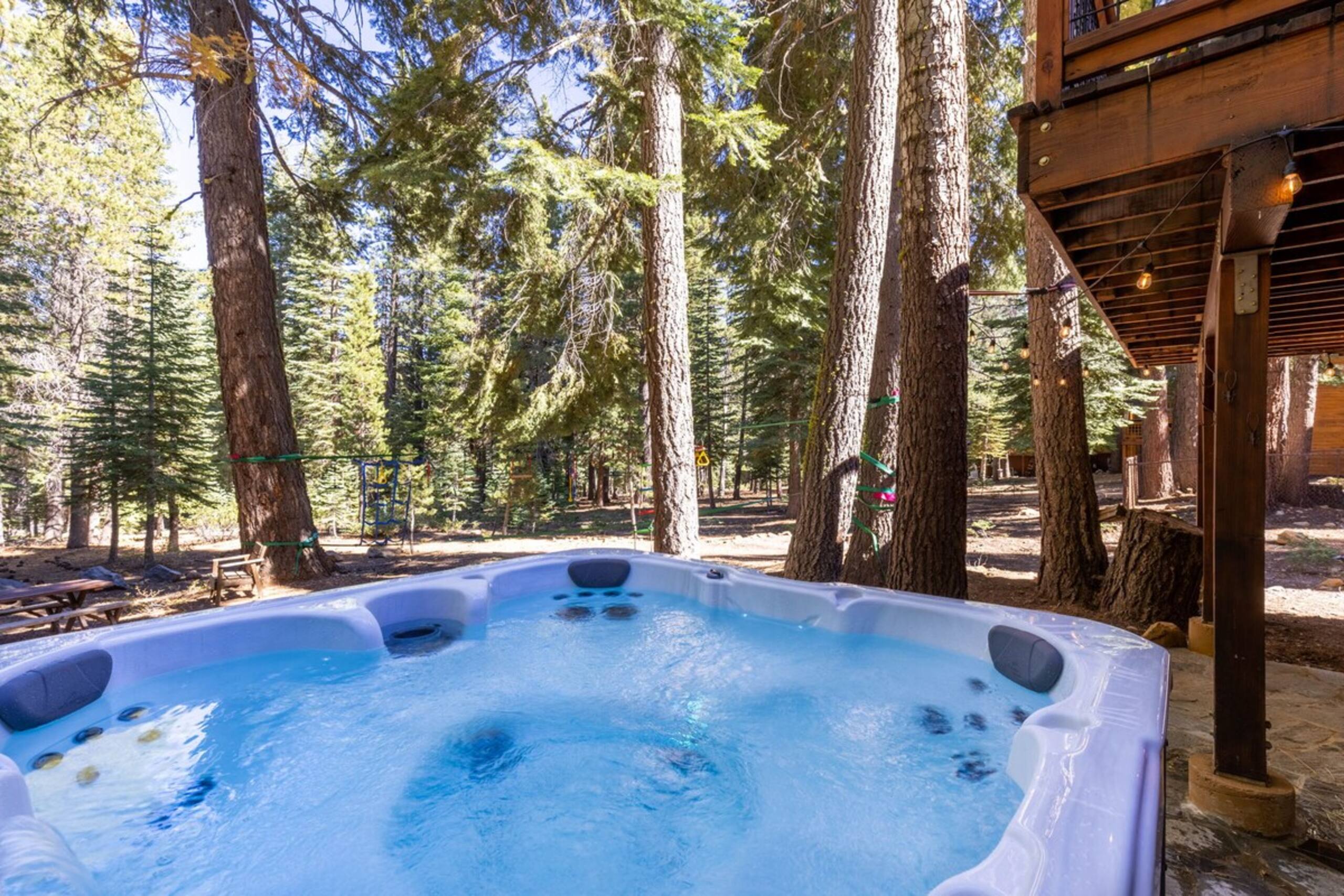 Family Retreat, Bunk Rooms, Games, Hot Tub, Desk - Main photo