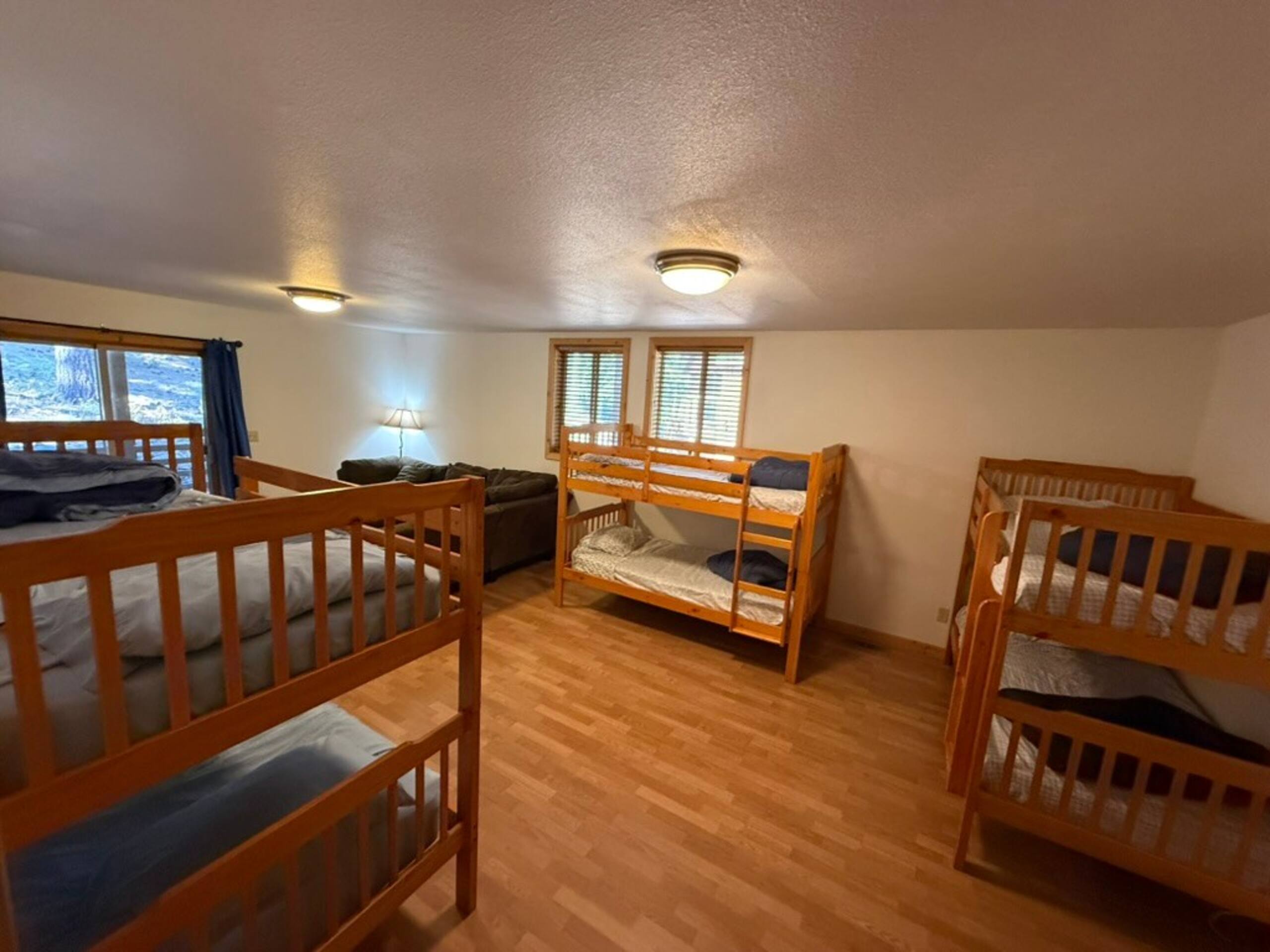 Spacious ski/summer house for multi-family fun - Photo 3