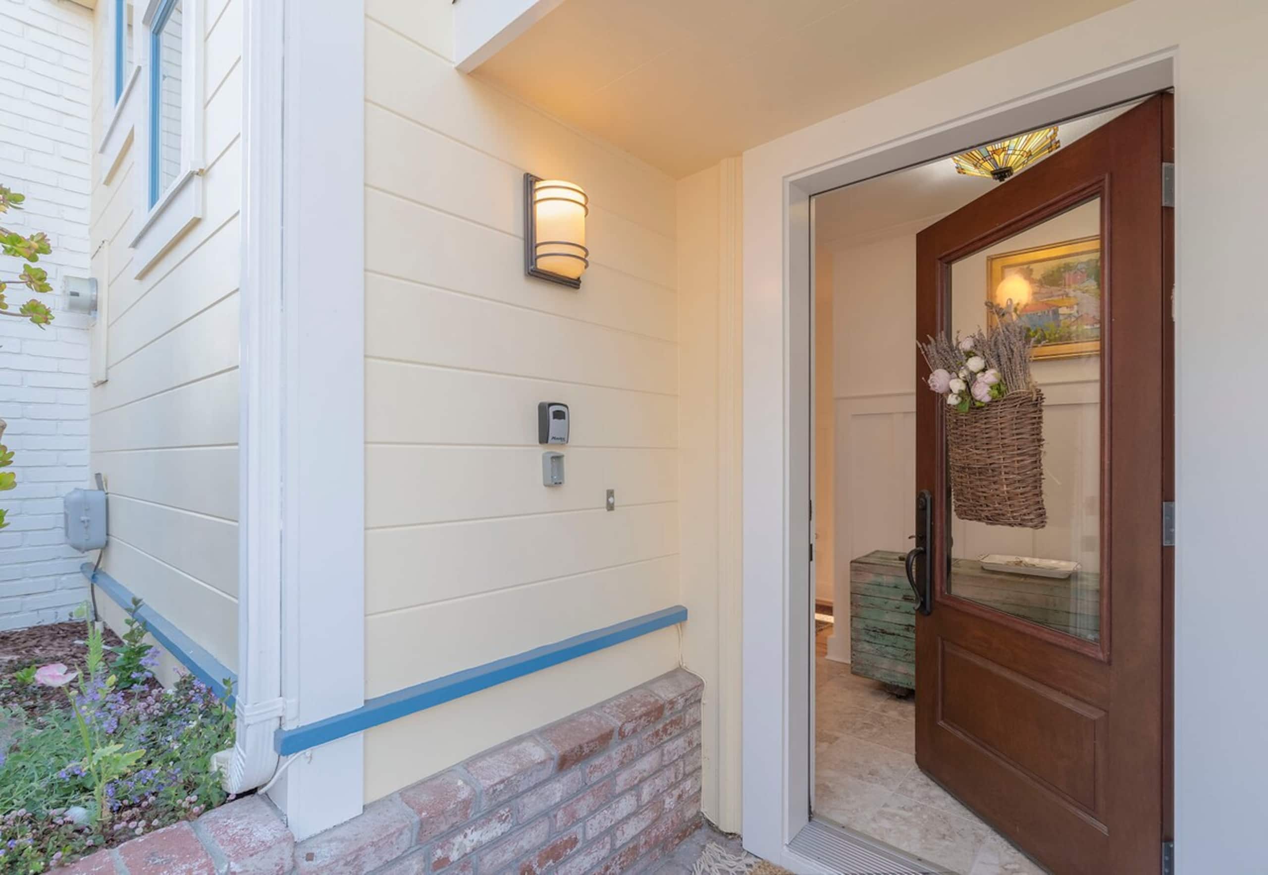 3817 Caledonia Bay Lookout - Walk to Bay and Park - Photo 22