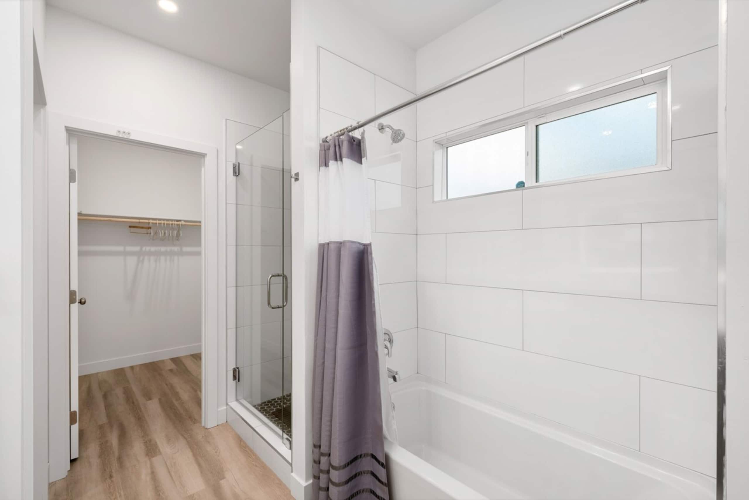 Luxury & Big Beds in 1 Story House, Sacramento, CA - Photo 52